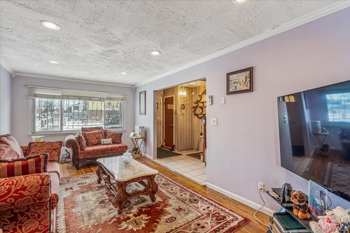 #4 photo, 11802 Springfield Boulevard, Cambria Heights , NY 11411