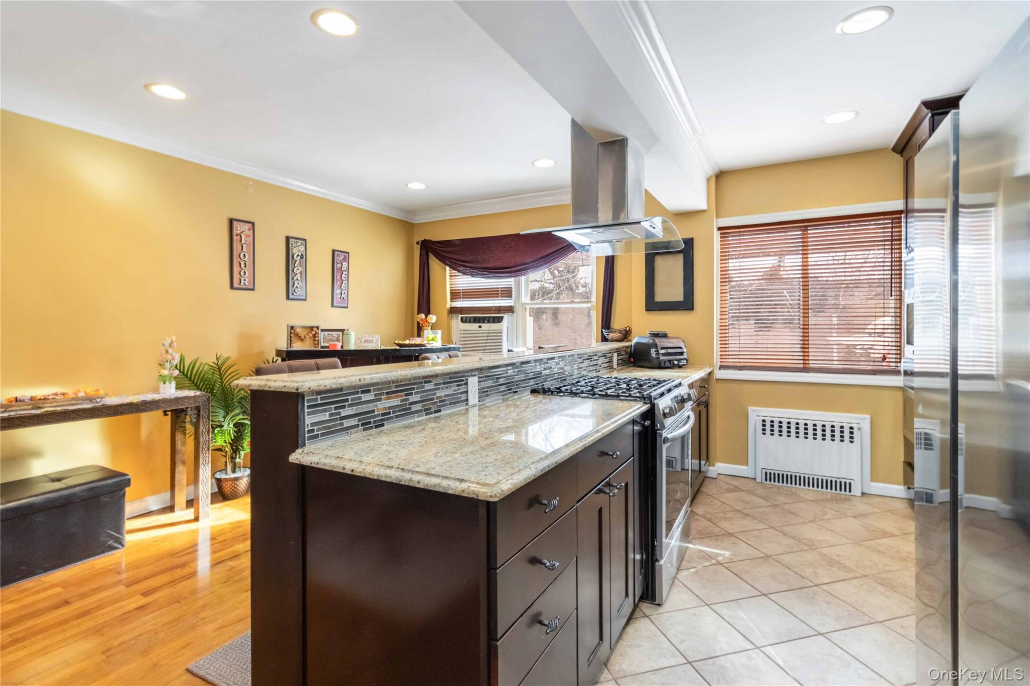 #16 photo, 191-02 39th Avenue, Flushing , NY 11358