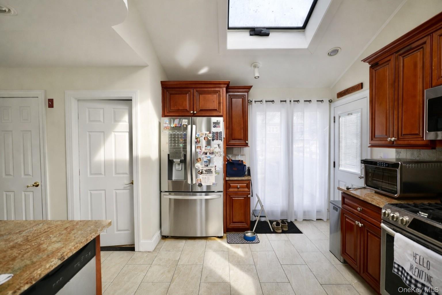 #11 photo, 32 Saint Marks Place, Massapequa , NY 11758