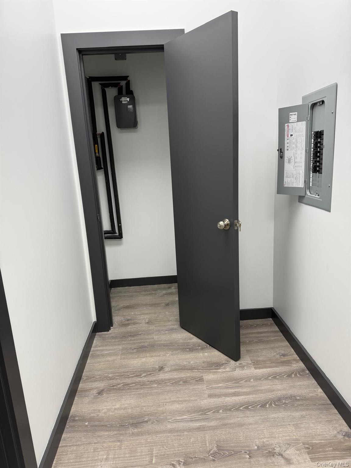 #13 photo, 359 Saint Nicholas Avenue, Ridgewood , NY 11385