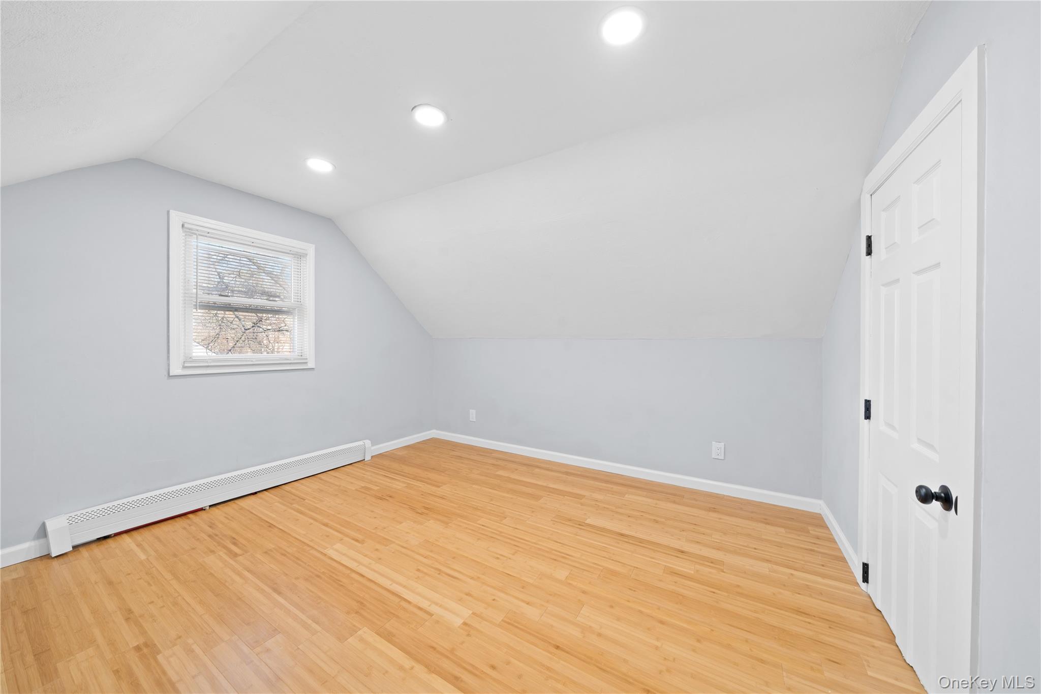 #19 photo, 193 N Arizona Road, West Babylon , NY 11704