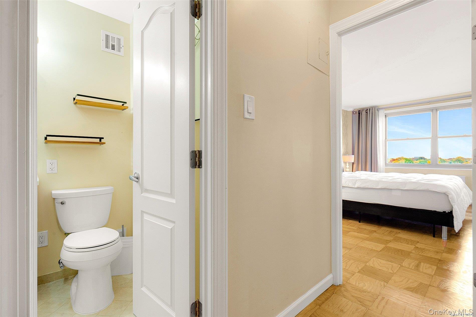 #17 photo, 61-20 Grand Central Parkway, Forest Hills , NY 11375