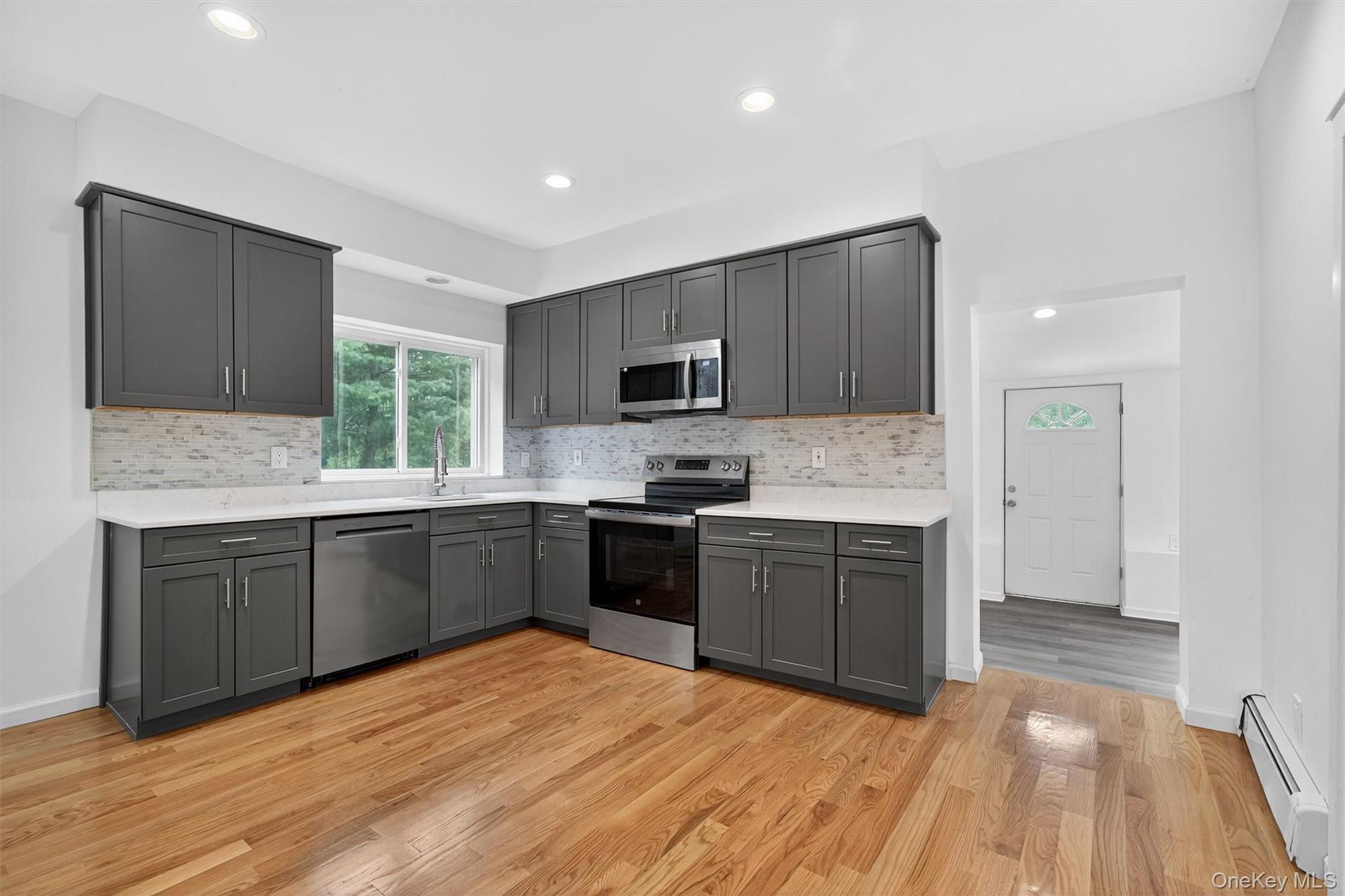 #2 photo, 85 Holloran Road, New Windsor , NY 12553