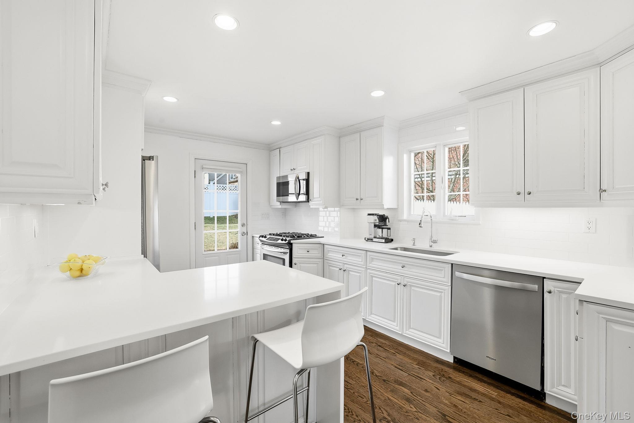 #9 photo, 107 Munson Street, Port Chester , NY 10573