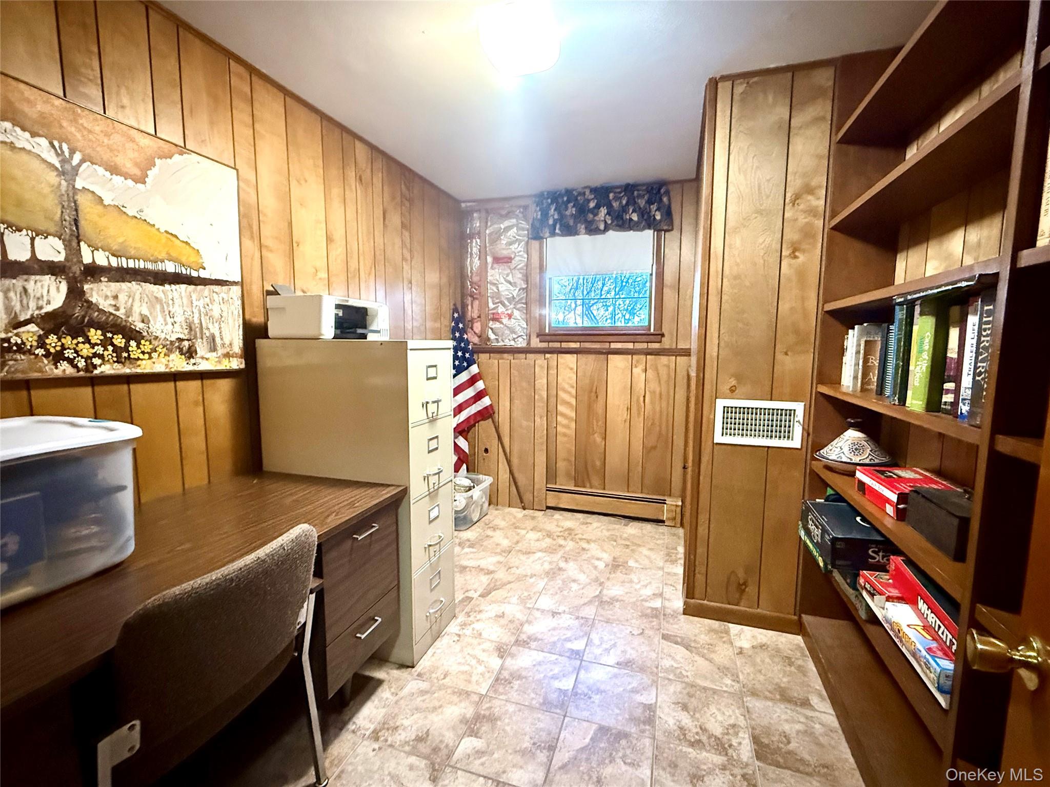 #20 photo, 130 Grand Street, Highland , NY 12528