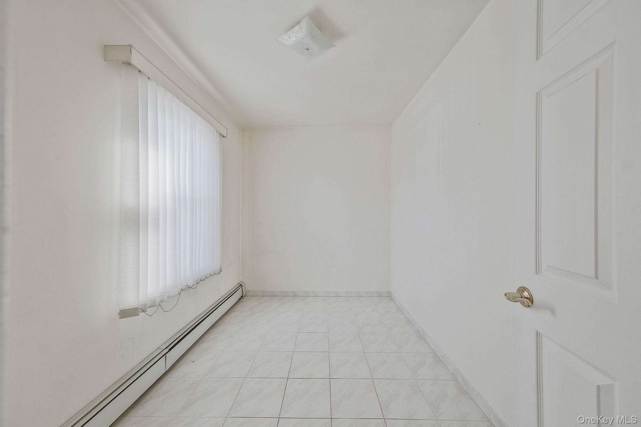 #13 photo, 36 Frost Pond Road, Glen Cove , NY 11542