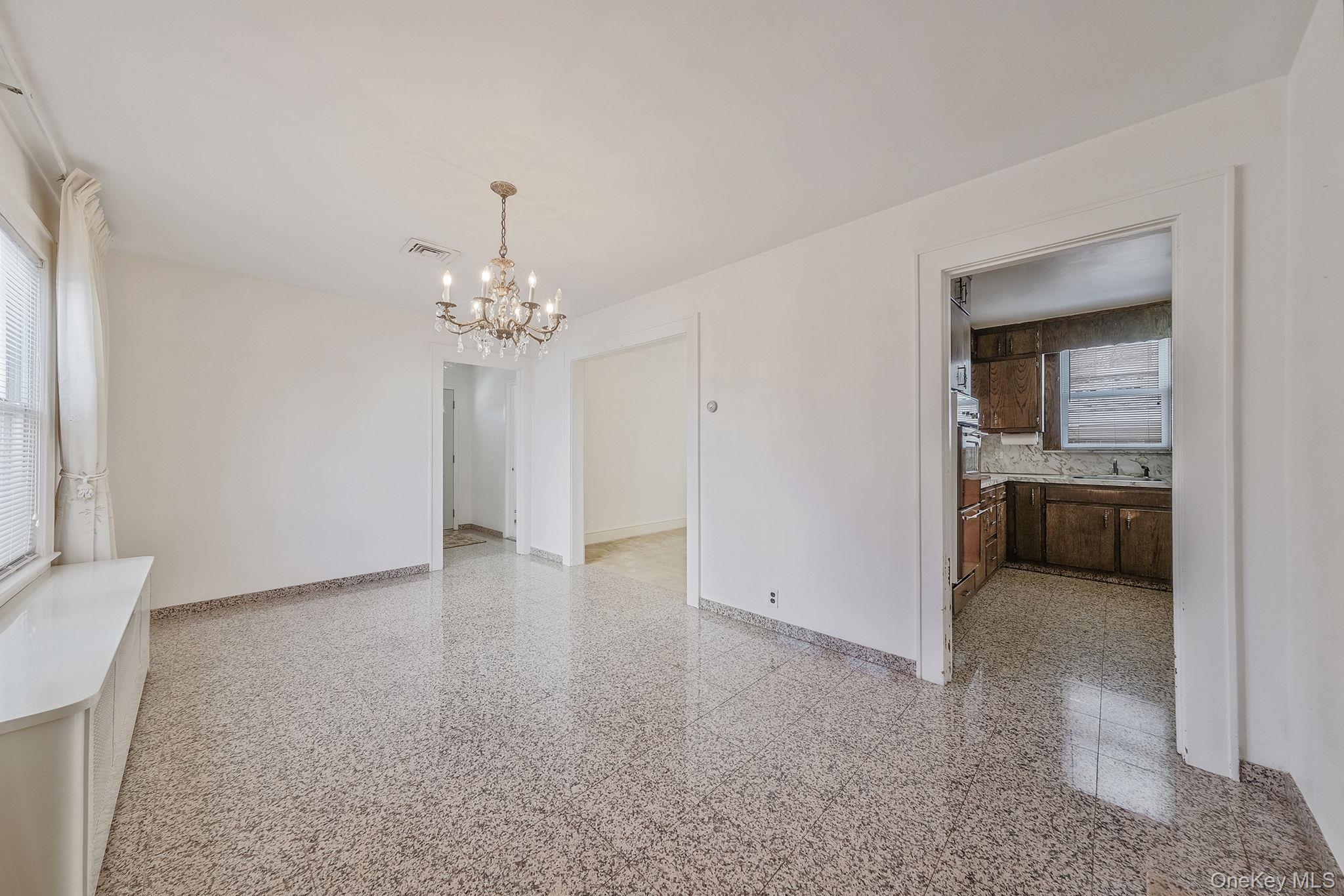 #18 photo, 36 Frost Pond Road, Glen Cove , NY 11542