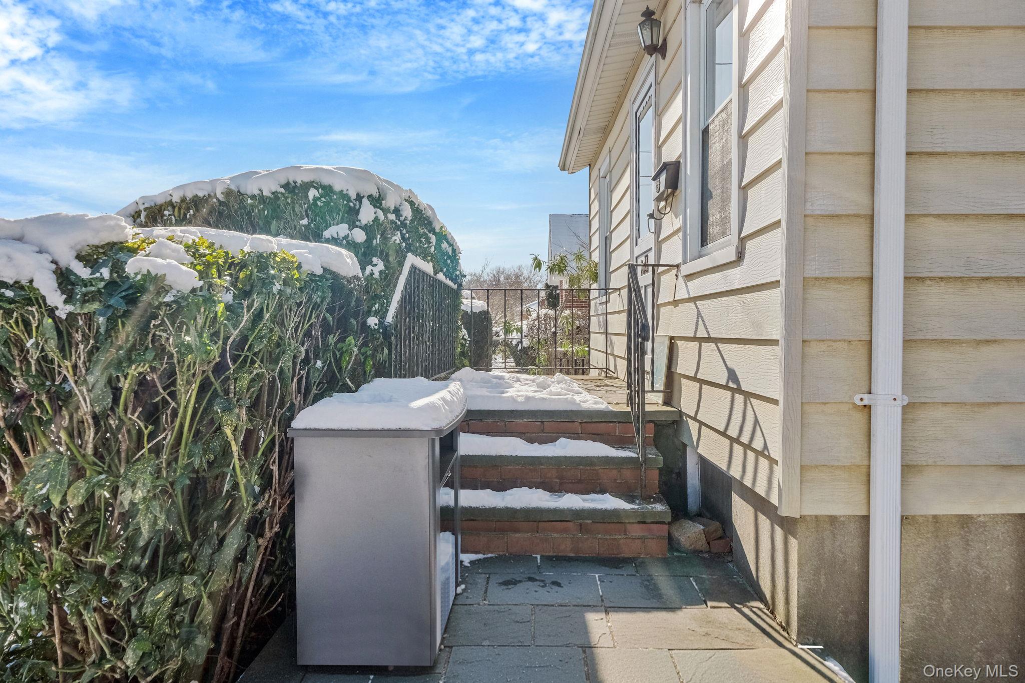 #4 photo, 36 Frost Pond Road, Glen Cove , NY 11542