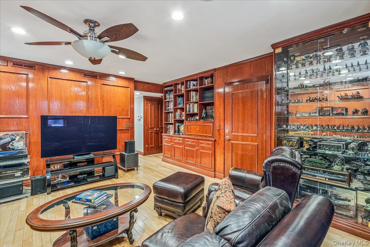 #5 photo, 6194 Grove Street, Ridgewood , NY 11385