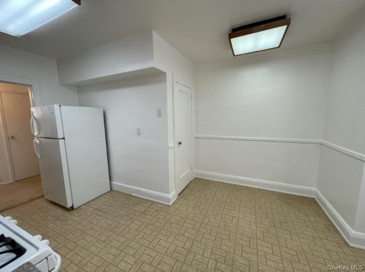 #5 photo, 20410 42nd Avenue, Bayside , NY 11361