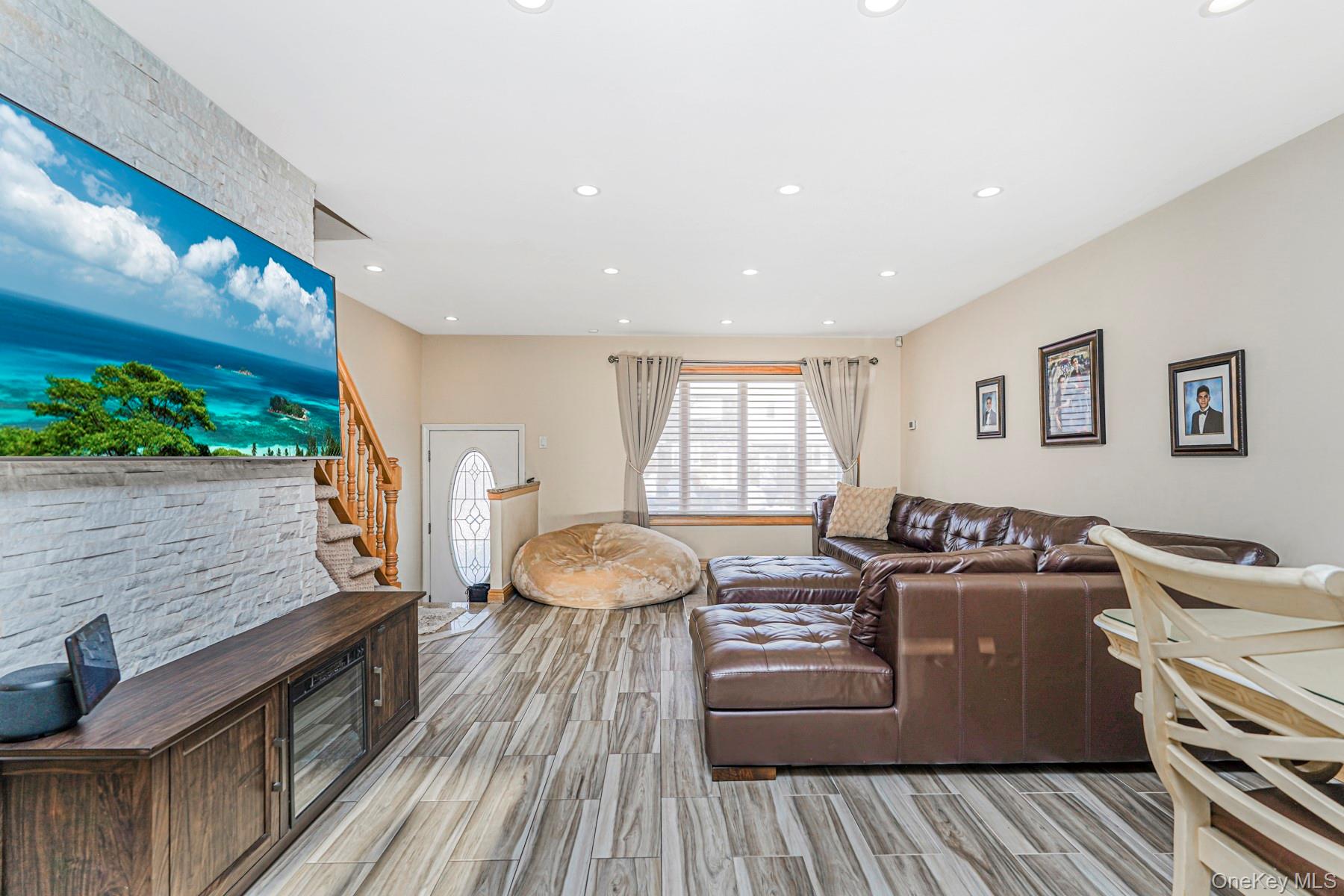 #4 photo, 2248 E 70th Street, Brooklyn , NY 11234