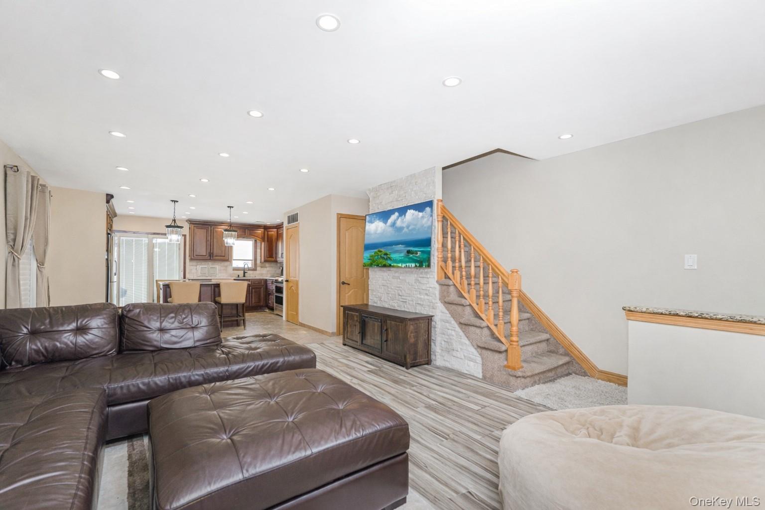 #5 photo, 2248 E 70th Street, Brooklyn , NY 11234