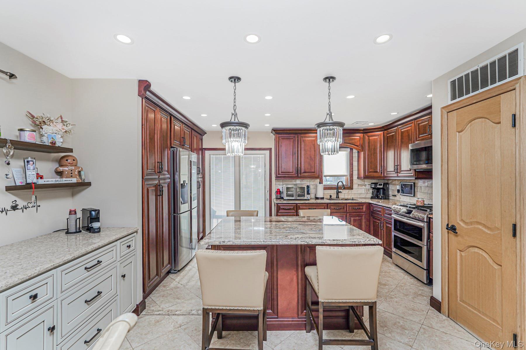 #6 photo, 2248 E 70th Street, Brooklyn , NY 11234