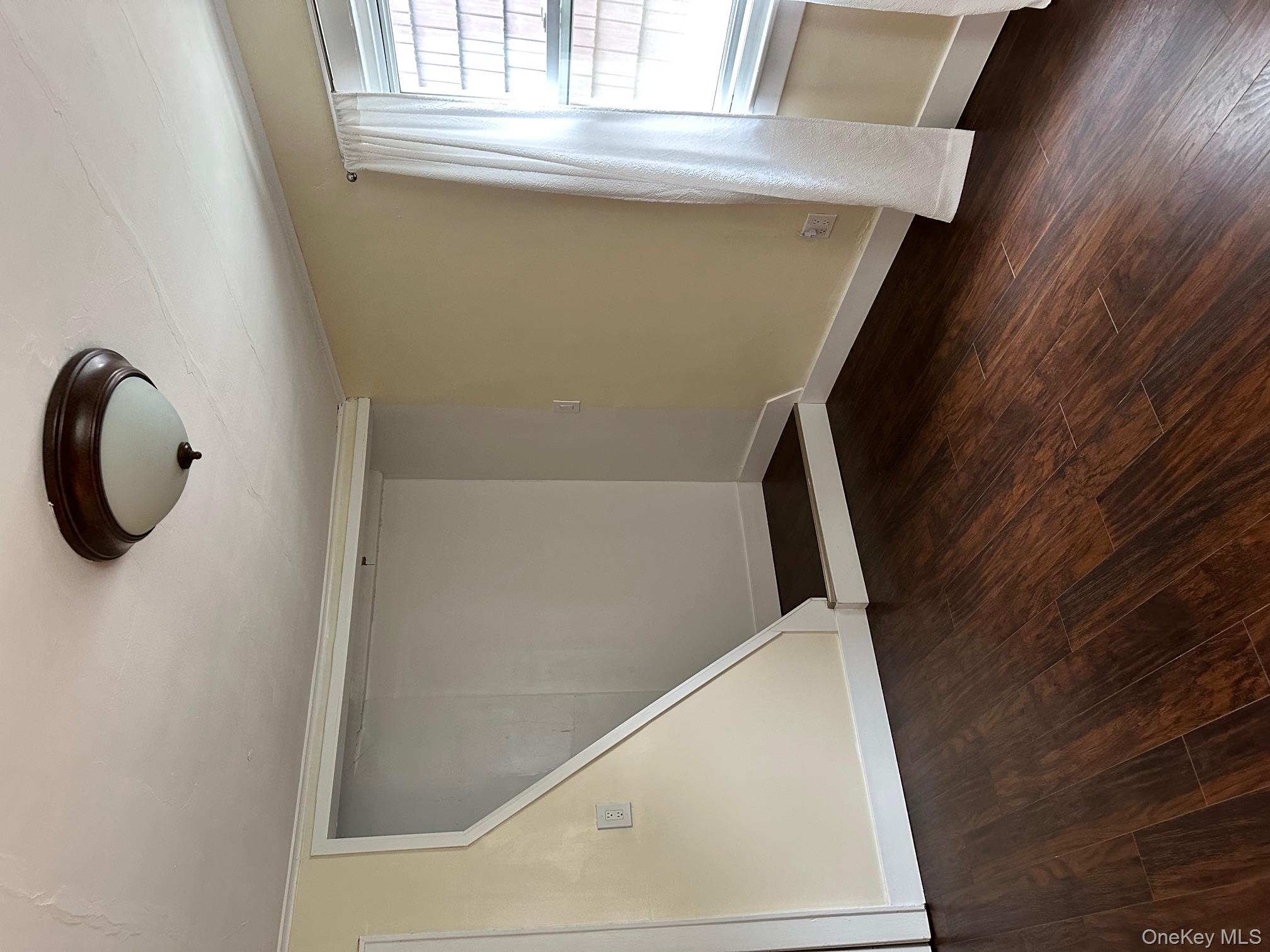 #6 photo, 93-31 215th Street, Queens Village , NY 11428