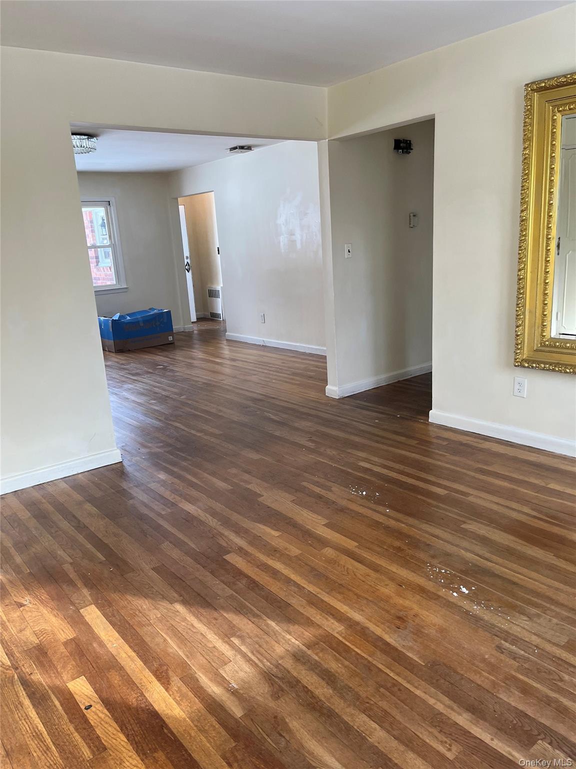 #2 photo, 1046 Little Neck Avenue, North Bellmore , NY 11710