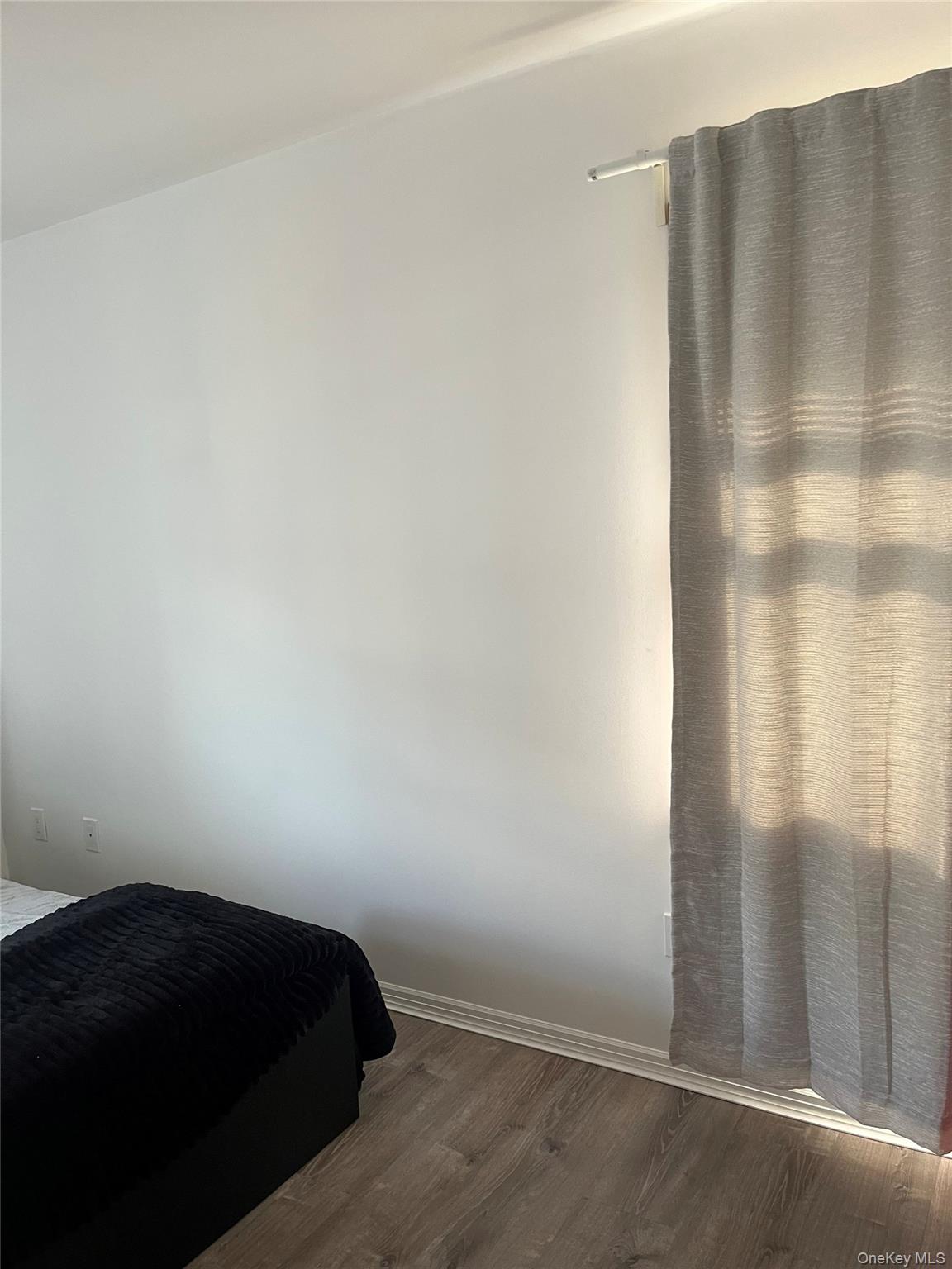 #6 photo, 1046 Little Neck Avenue, North Bellmore , NY 11710