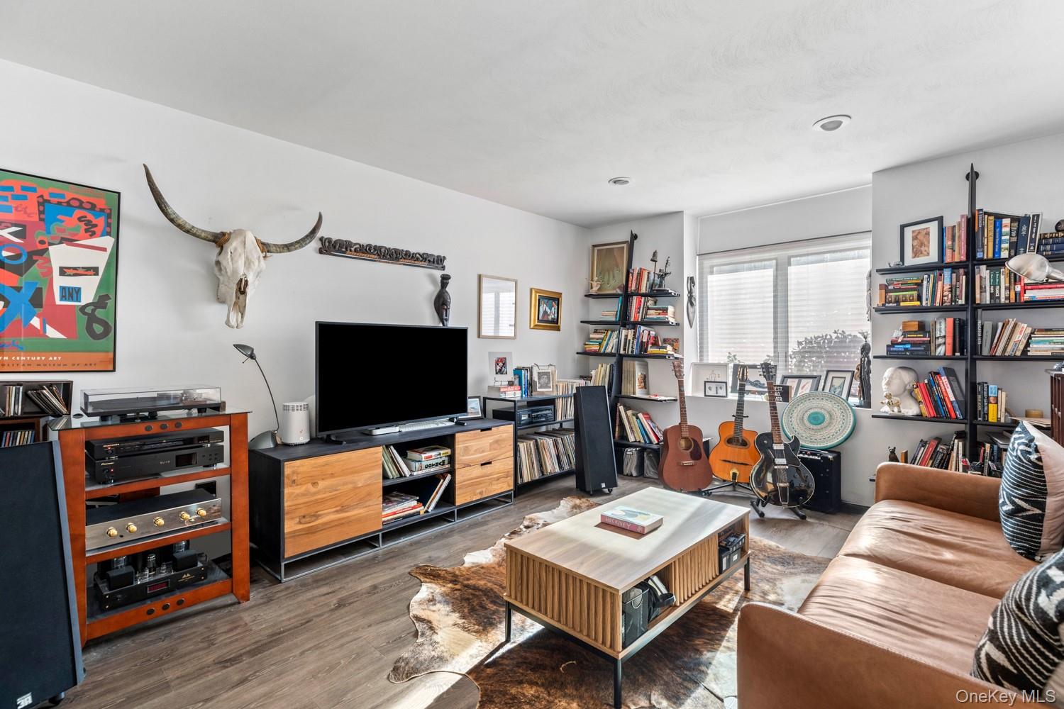 #17 photo, 6 Lady Janes Way, Northport , NY 11768