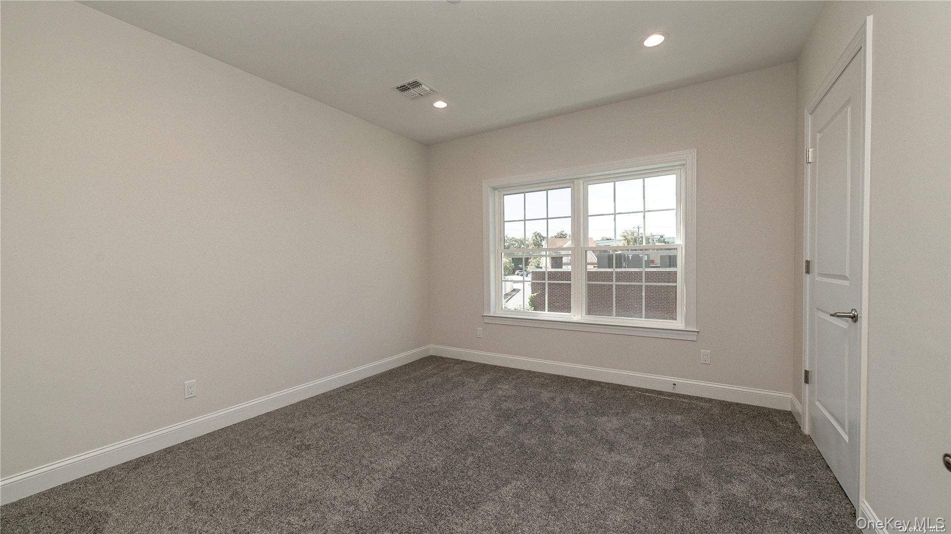 #8 photo, 776 Fulton Street, Farmingdale , NY 11735