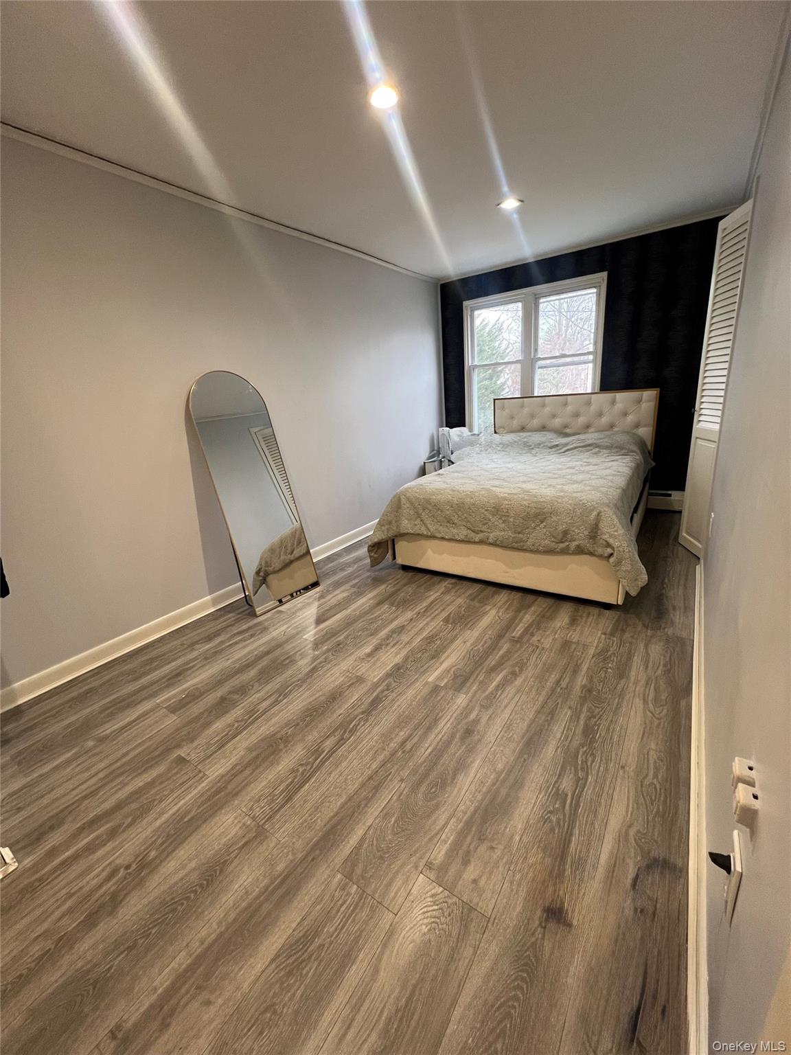 #16 photo, 107 Baker Hill Road, Great Neck , NY 11023