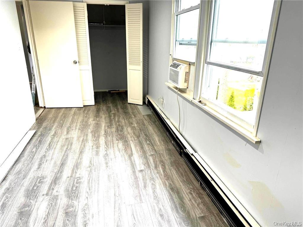 #20 photo, 107 Baker Hill Road, Great Neck , NY 11023