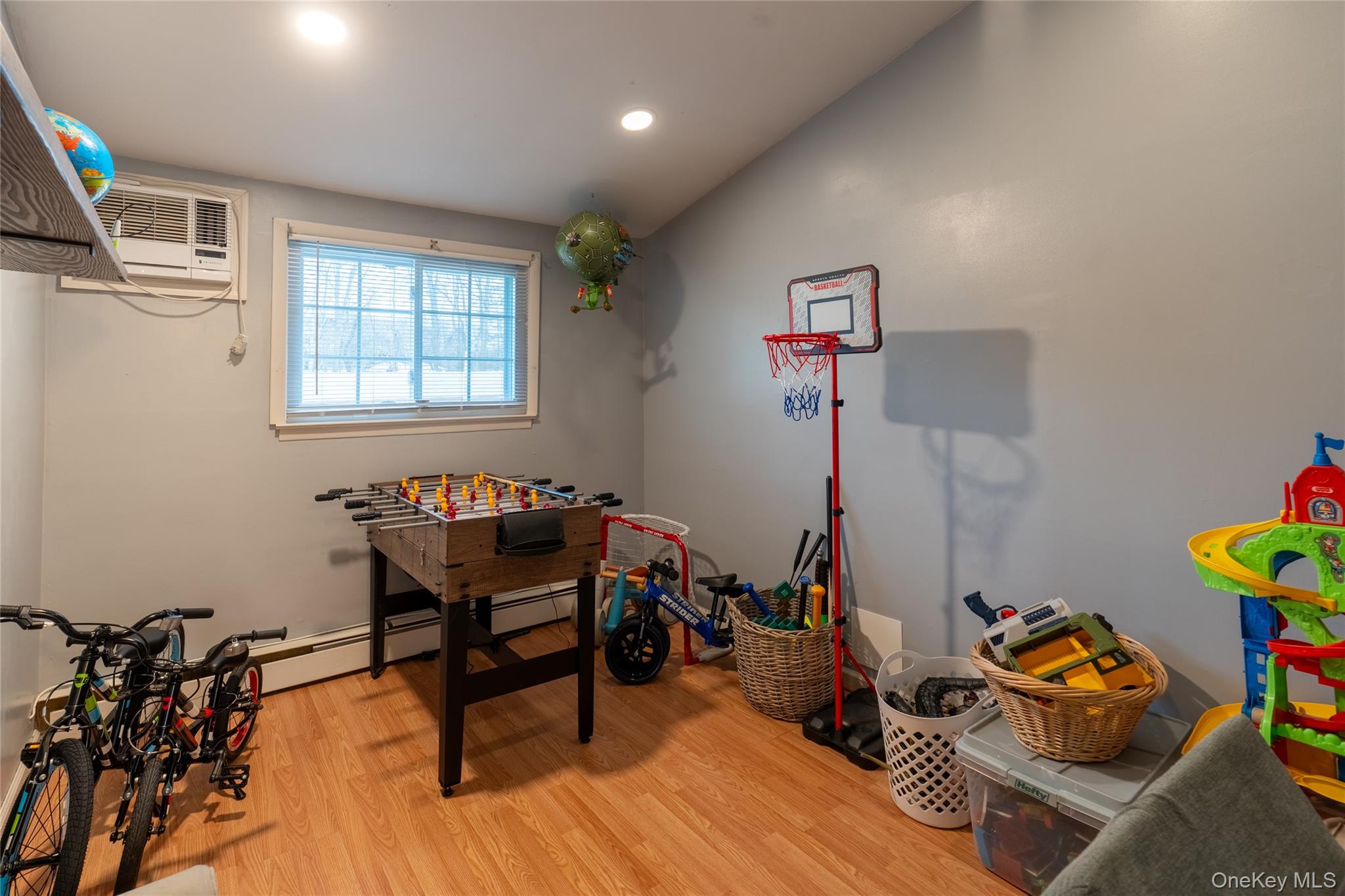 #4 photo, 167 8th Avenue, Holtsville , NY 11742