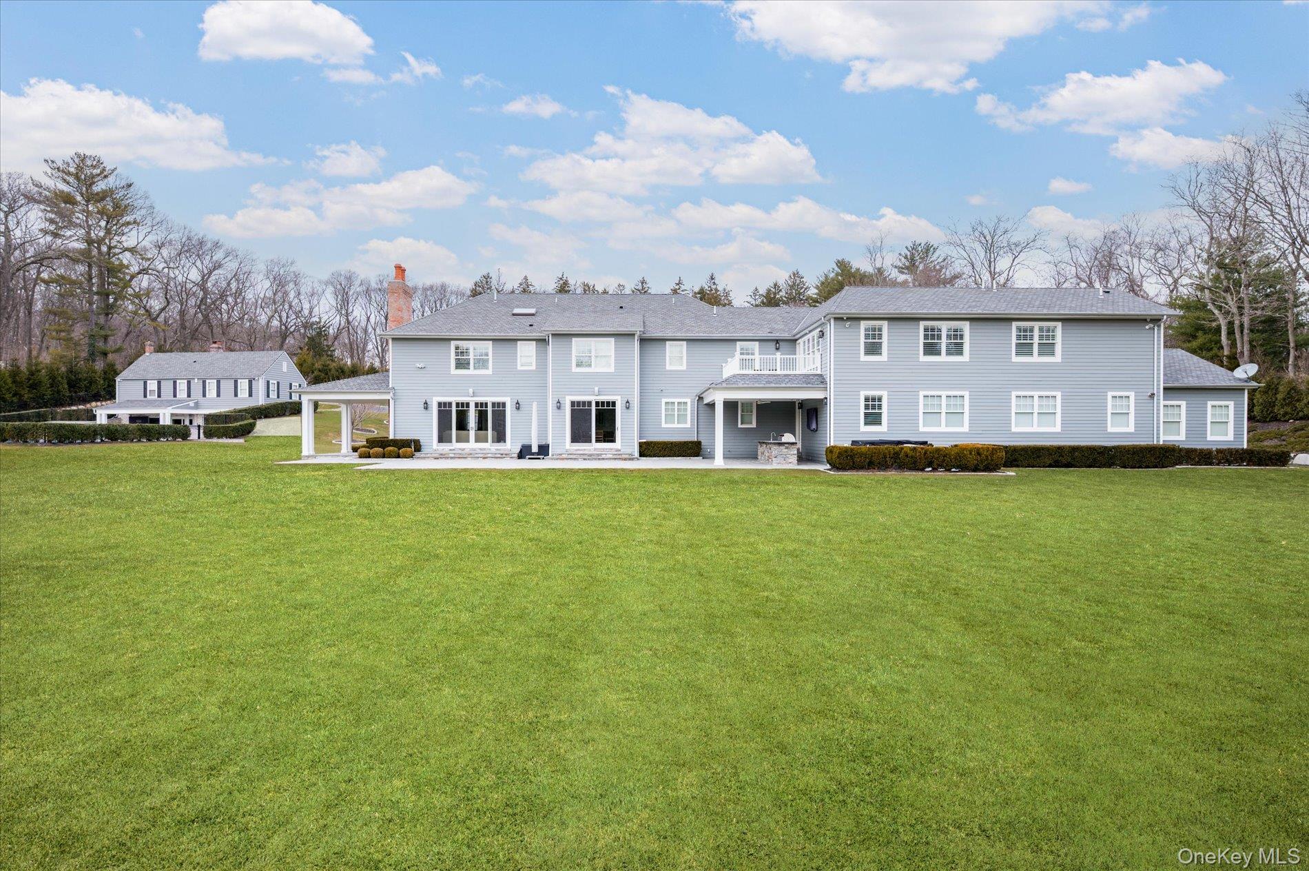 #5 photo, 365 Split Rock Road, Syosset , NY 11791