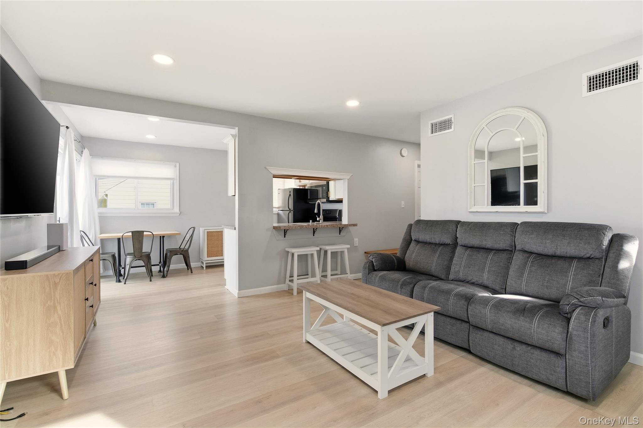 #6 photo, 76 Alhambra Road, Massapequa , NY 11758