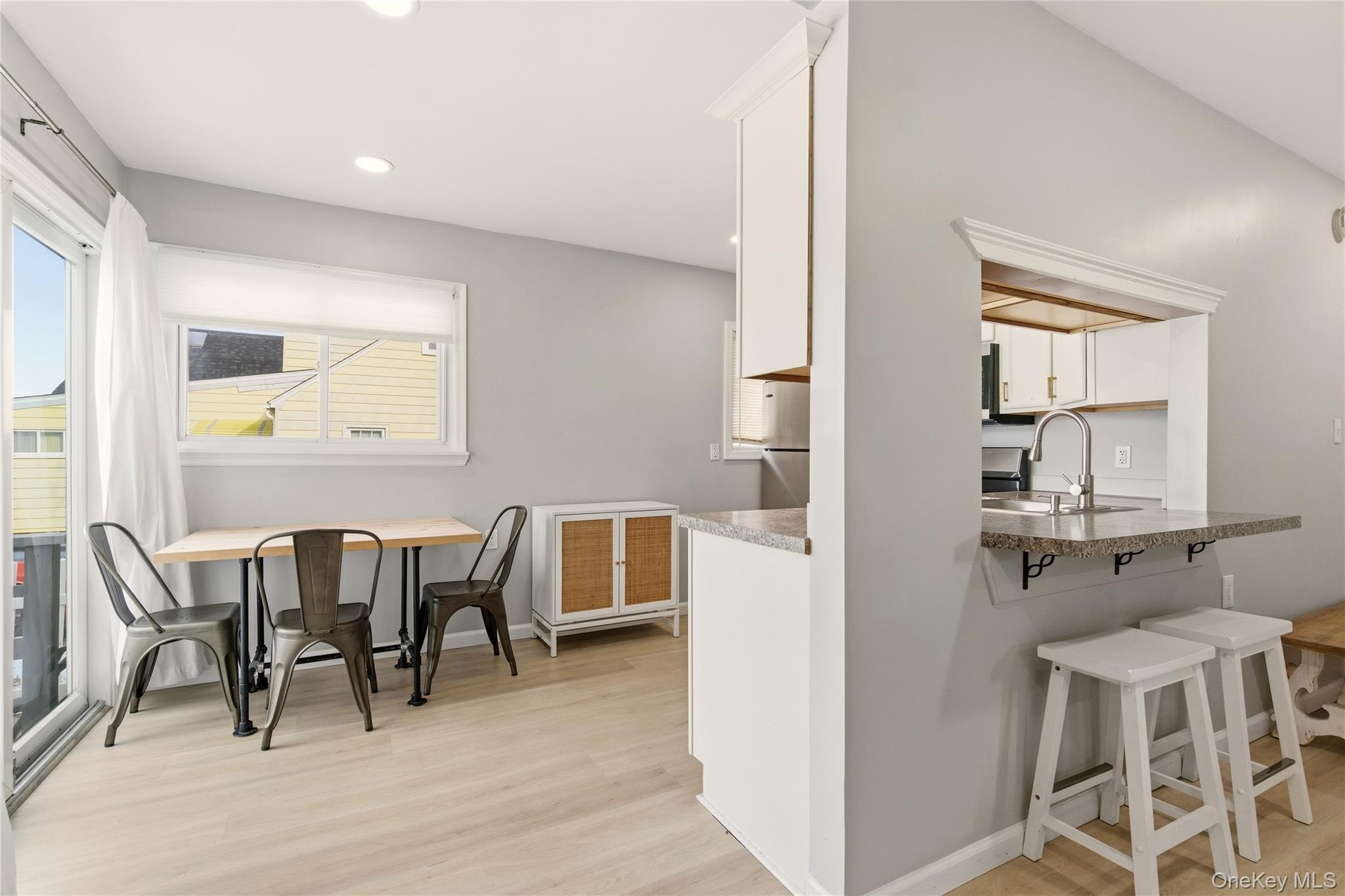 #7 photo, 76 Alhambra Road, Massapequa , NY 11758