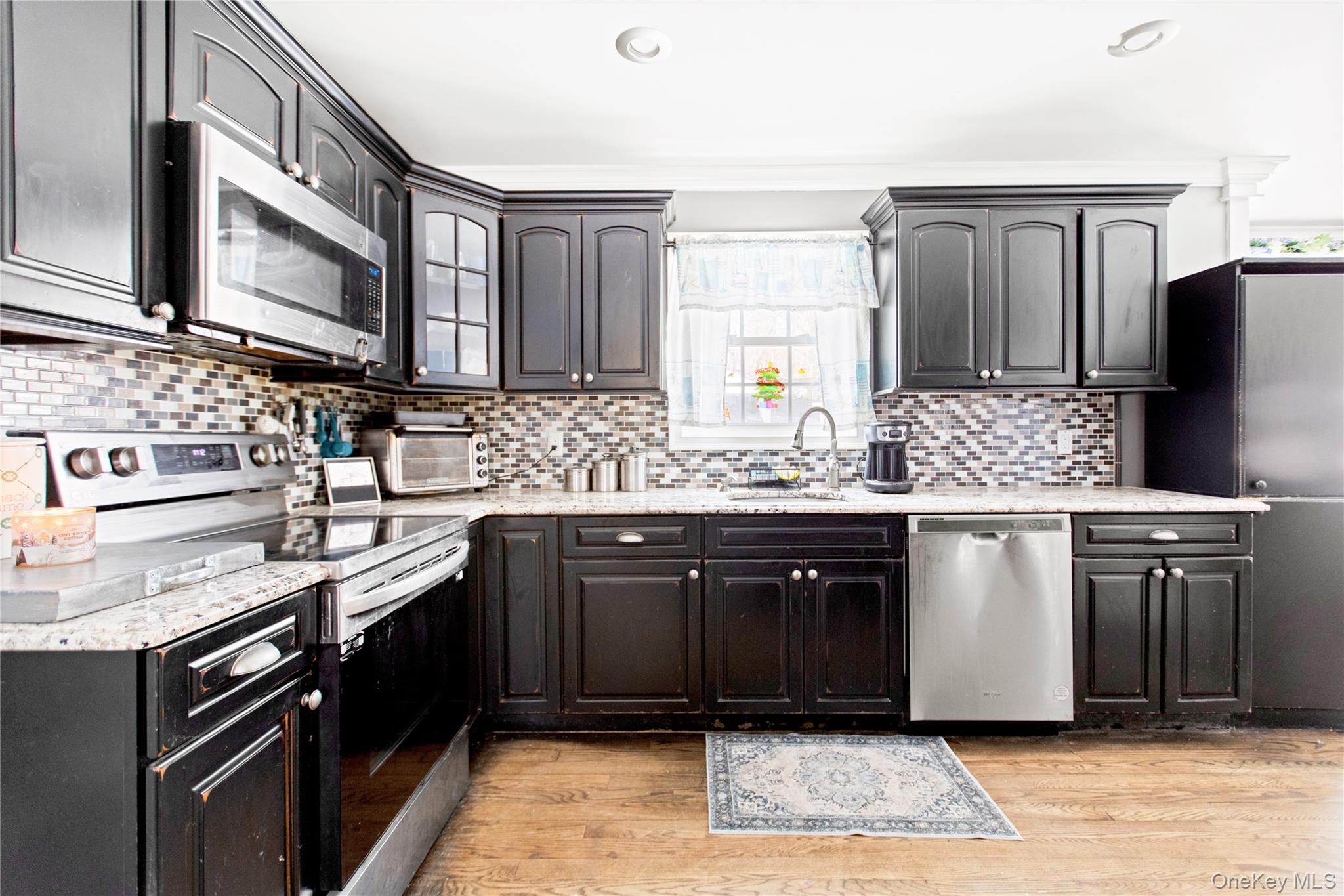 #7 photo, 230 Eastport Manor Road, Manorville , NY 11949