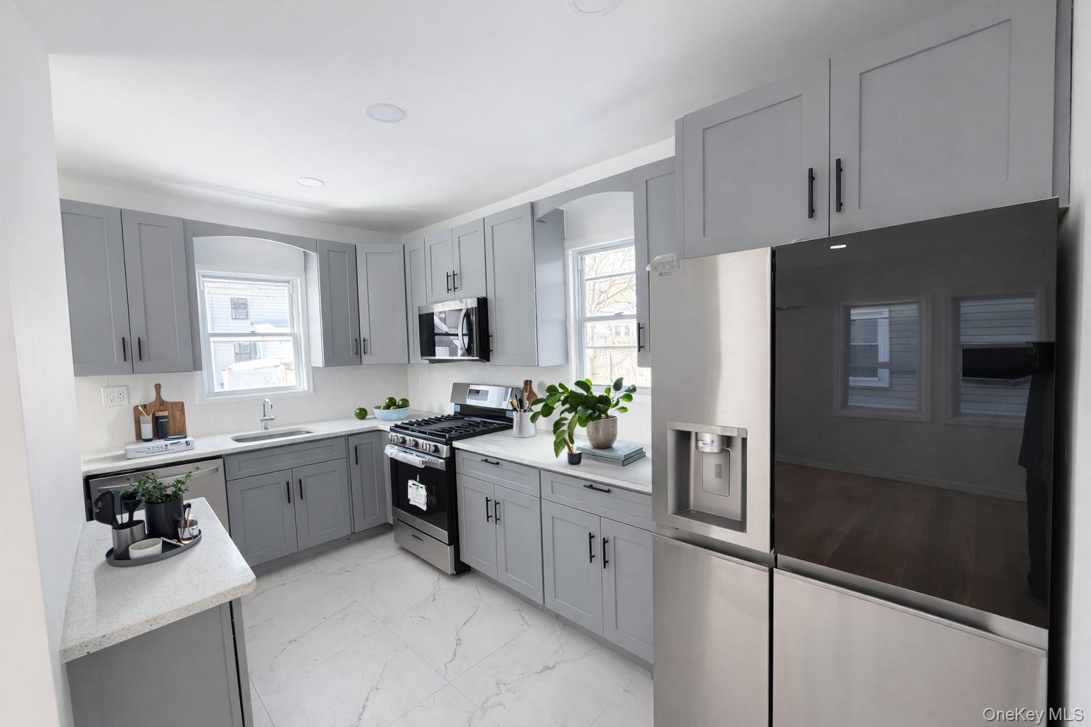 #5 photo, 112-16 198th Street, Saint Albans , NY 11412