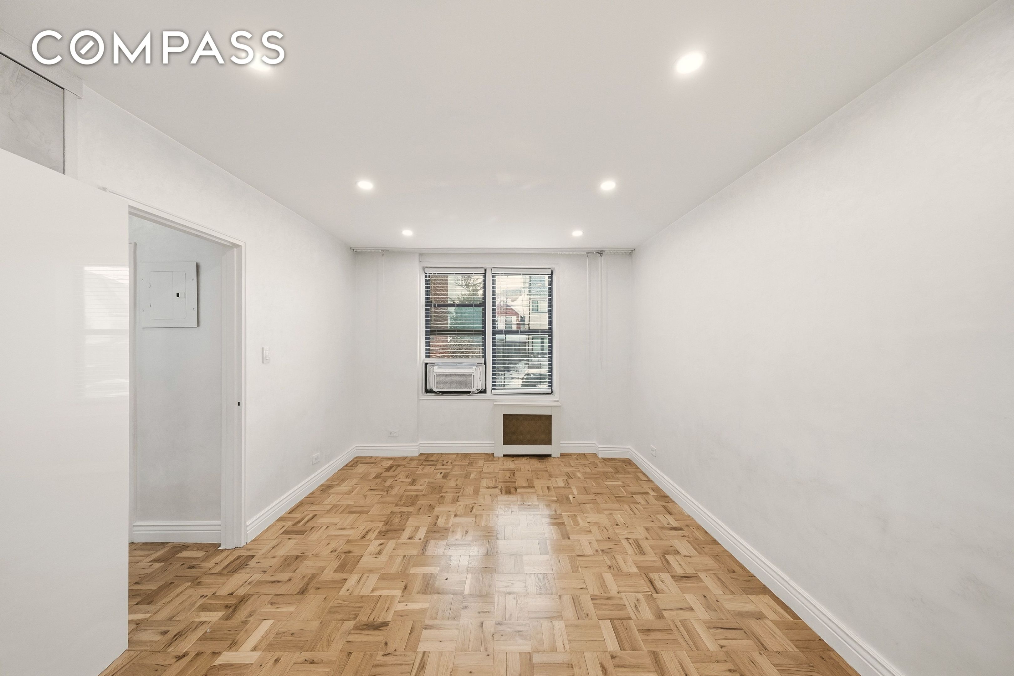 #5 photo, 1577 E 17th Street, Midwood , NY 11230