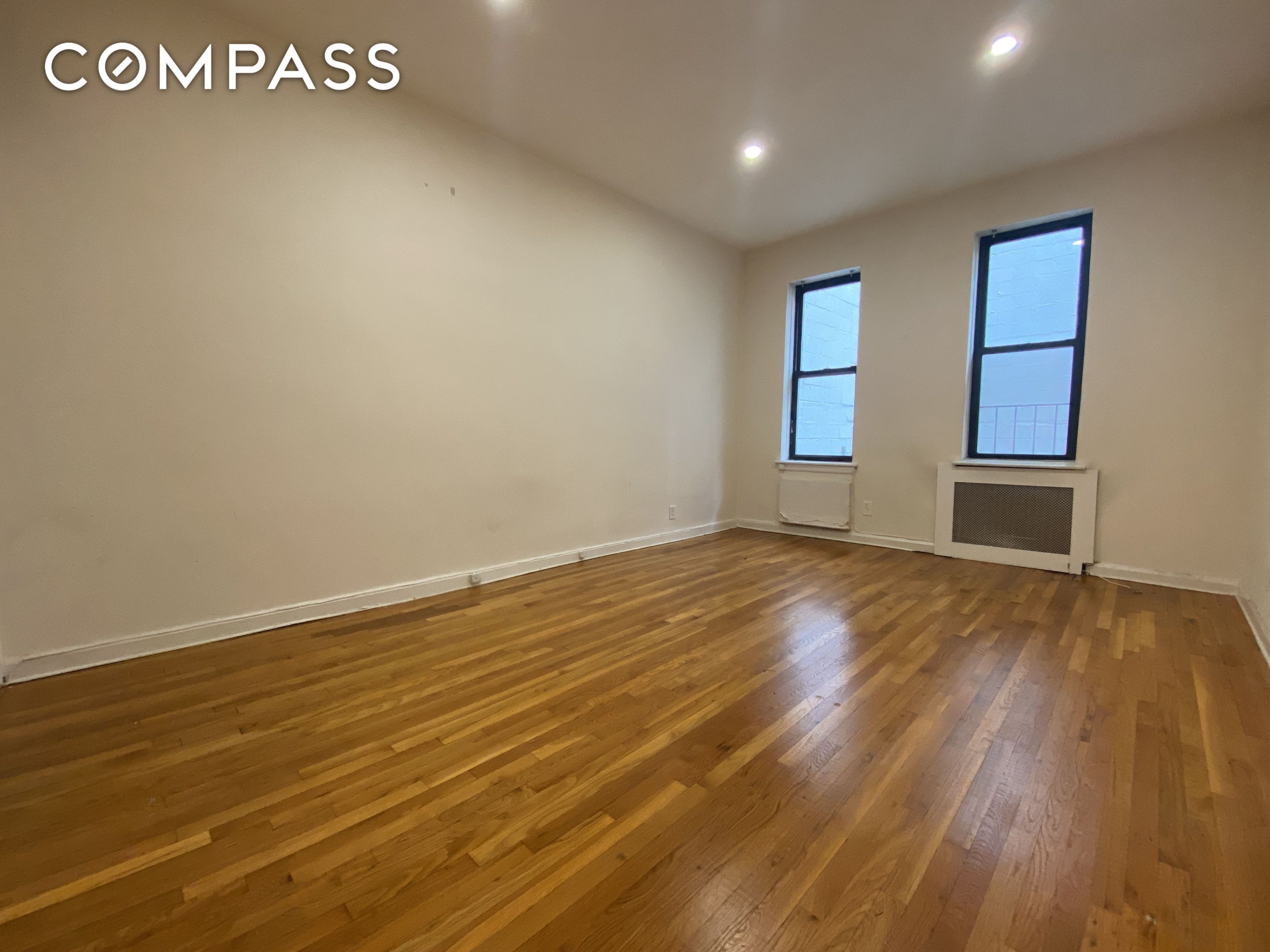 #1 photo, New York City, Upper East Side , NY 10128