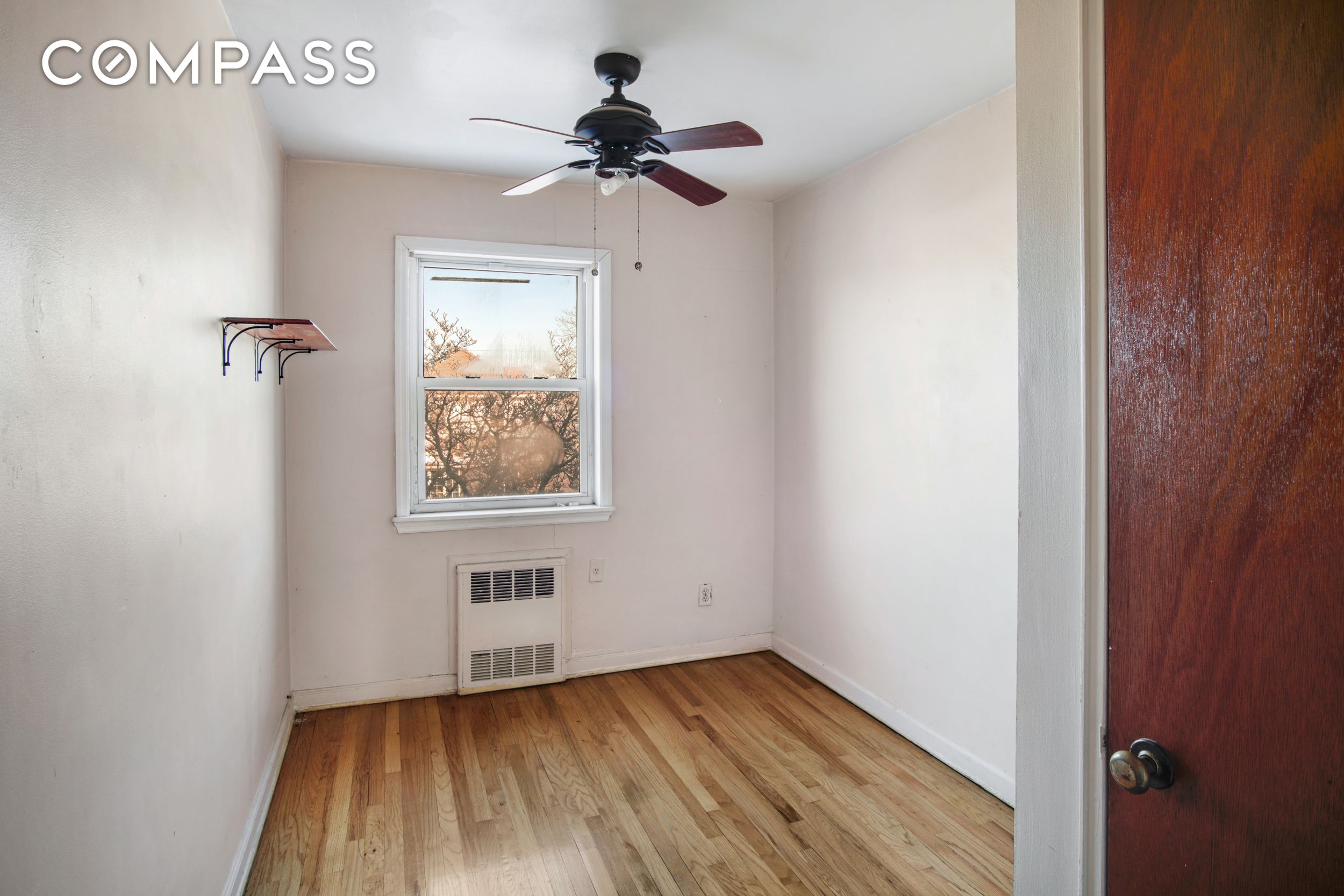 #6 photo, 1986 W 13th Street, Gravesend , NY 11223