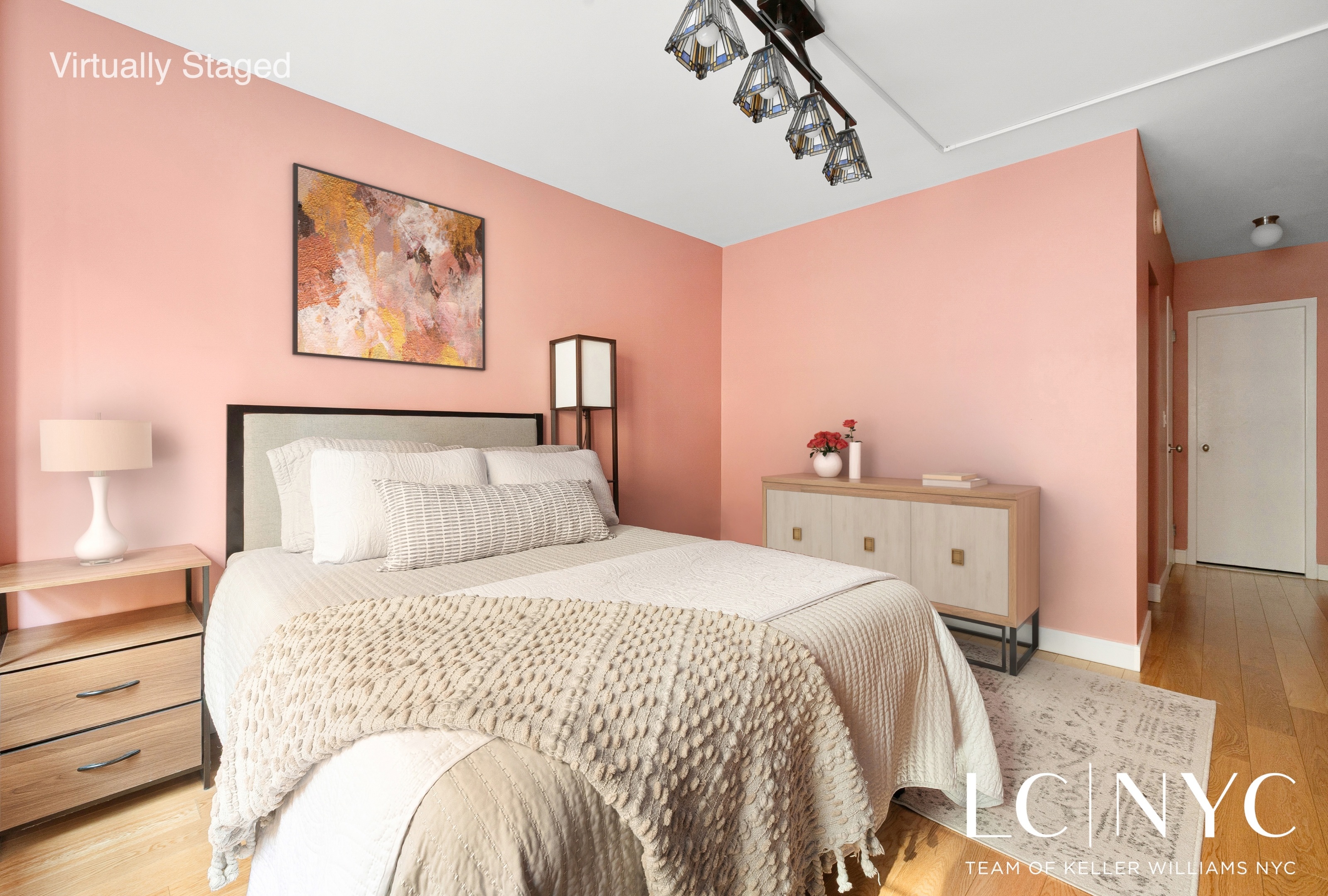 #18 photo, 220 E 54th Street, Midtown , NY 10022