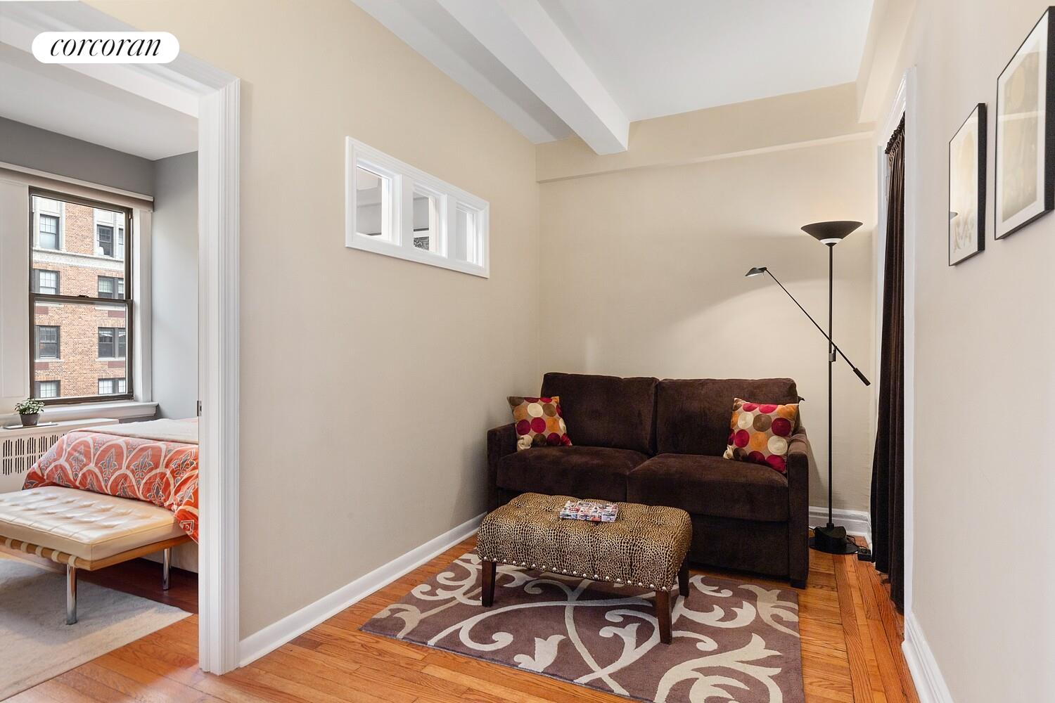 #8 photo, 40 W 72ND Street, Lincoln Square , NY 10023