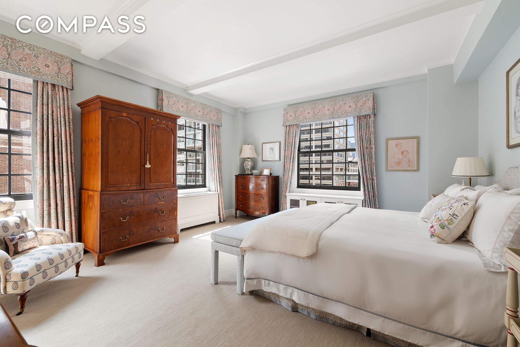 #8 photo, 129 E 69th Street, Lenox Hill , NY 10021