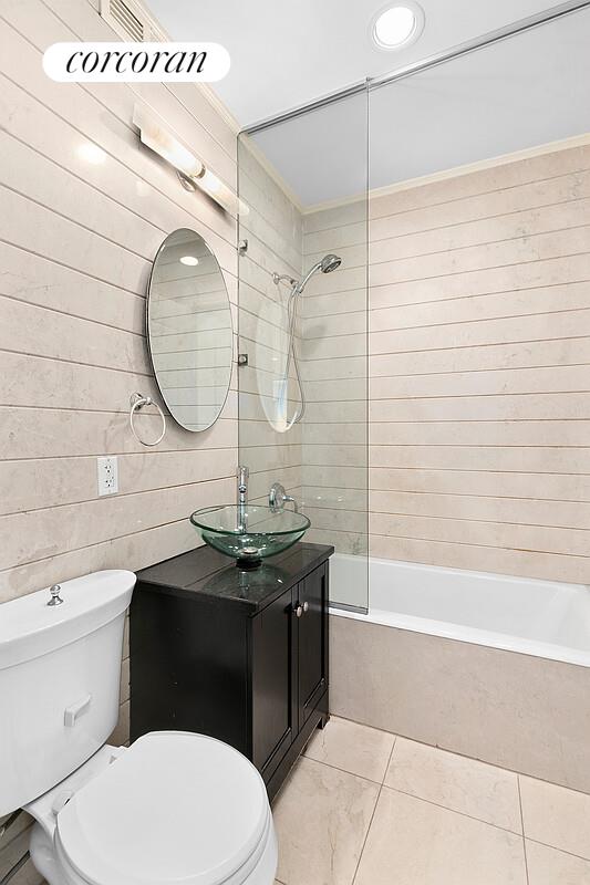 #6 photo, Brooklyn, Downtown Brooklyn , NY 11201