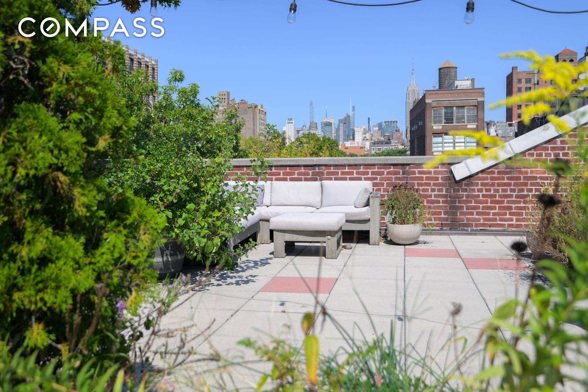 #10 photo, 25 Minetta Lane, Greenwich Village , NY 10012