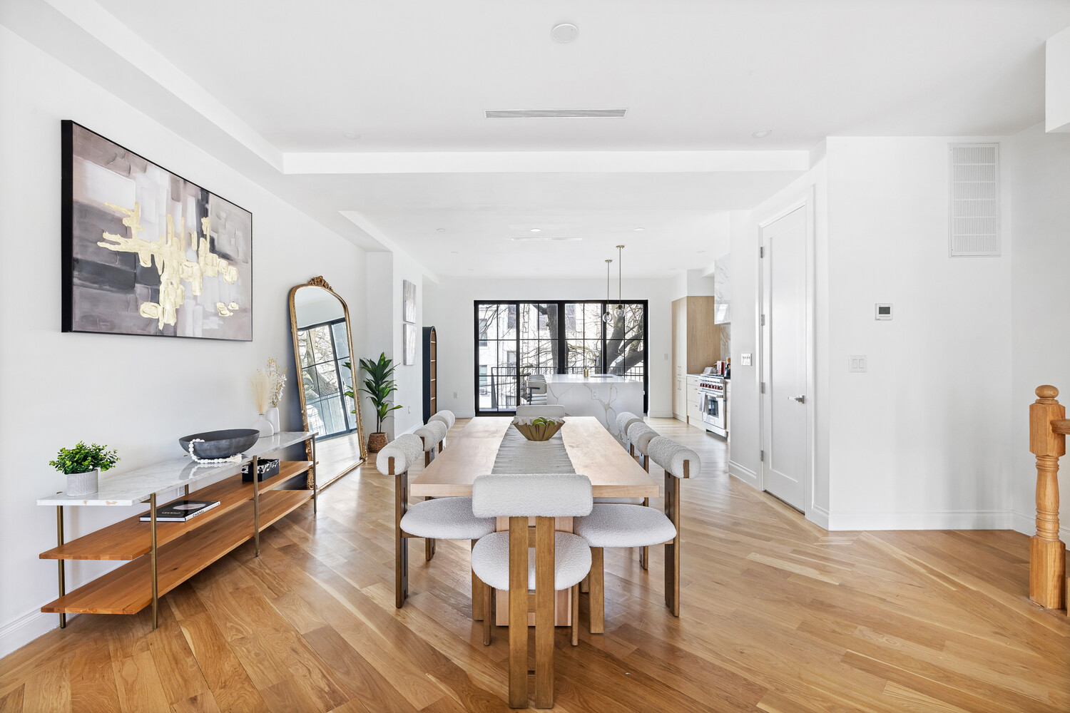 #3 photo, 735 CHAUNCEY Street, Bushwick , NY 11207