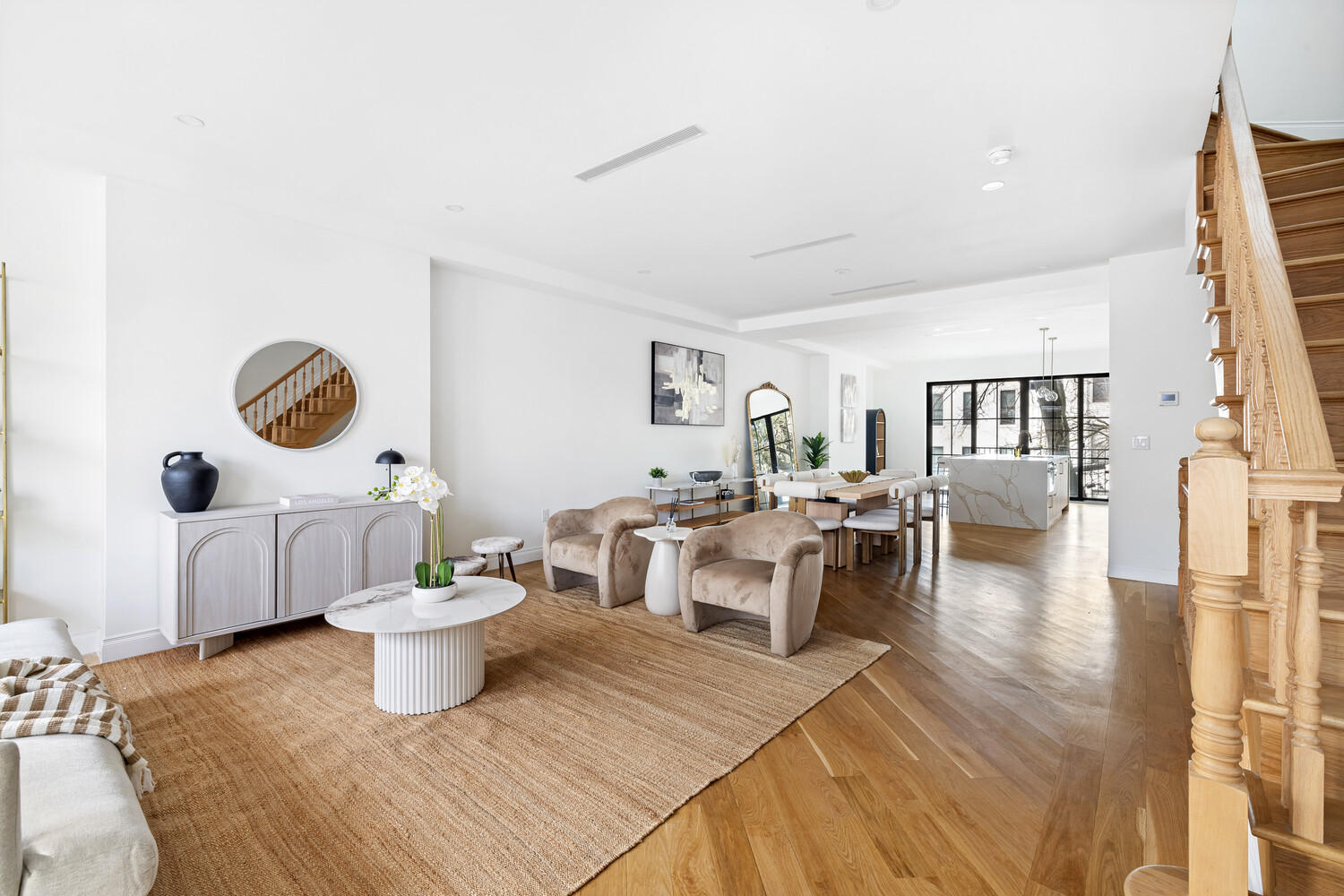 #4 photo, 735 CHAUNCEY Street, Bushwick , NY 11207