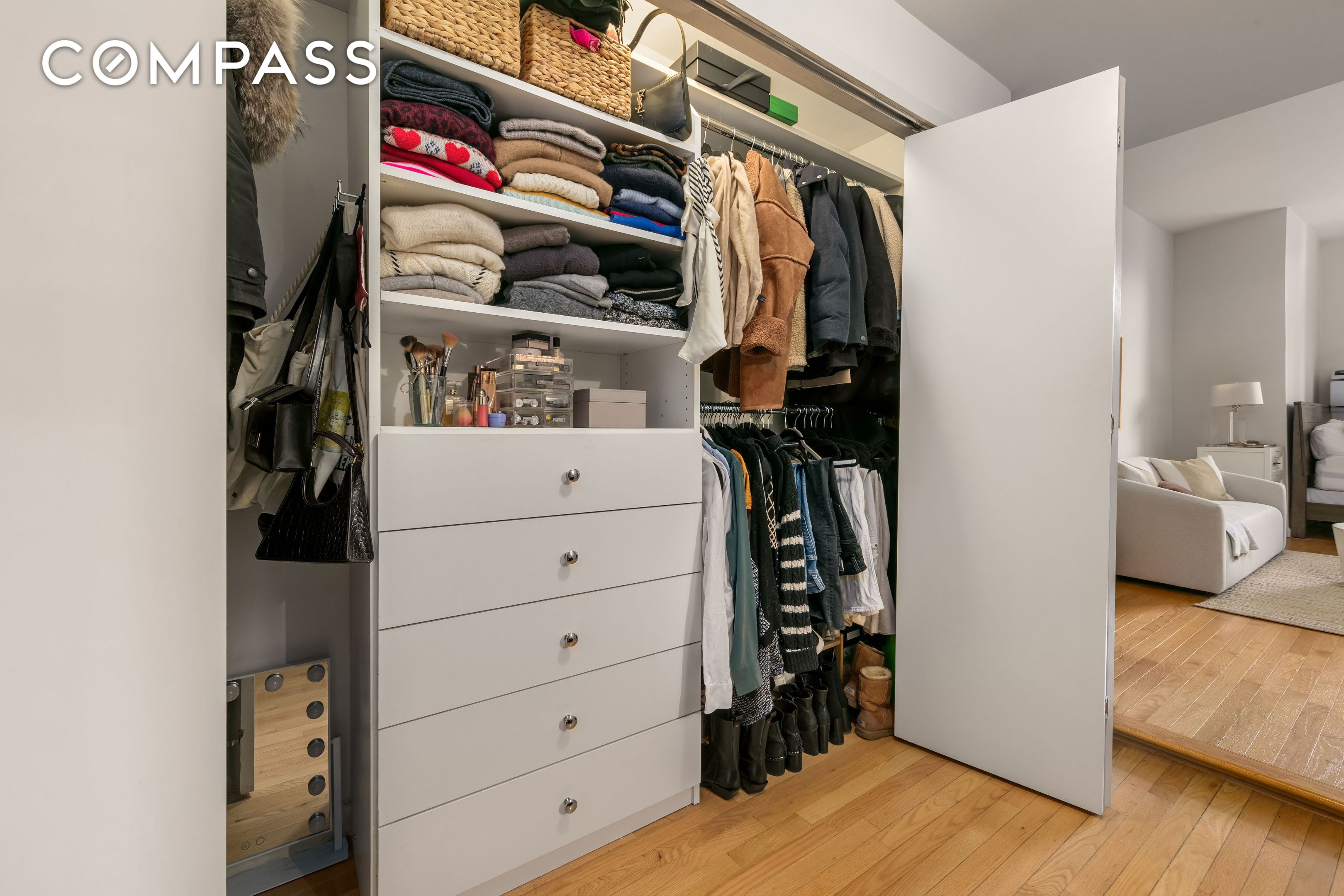 #8 photo, 184 Thompson Street, Greenwich Village , NY 10012