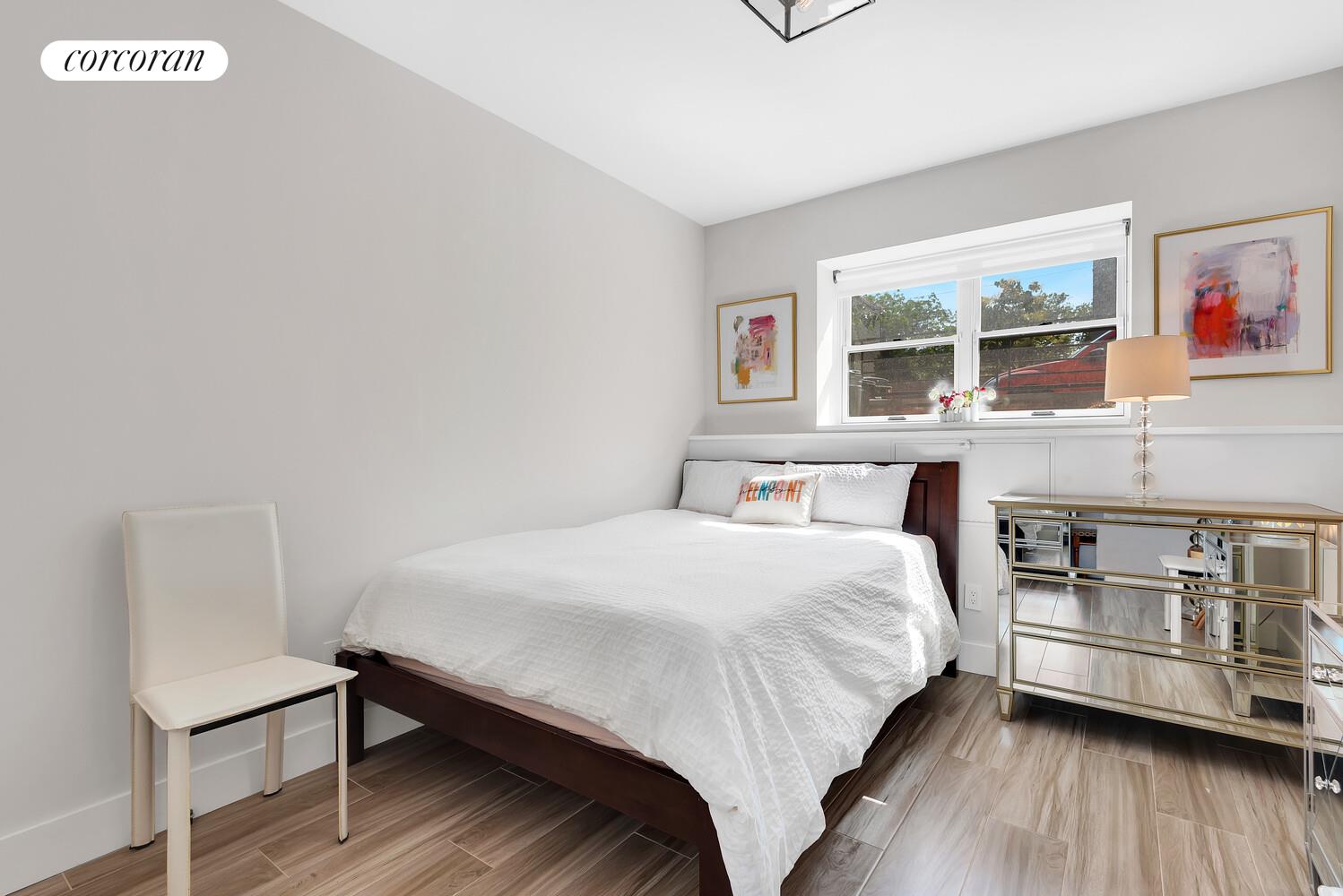 #13 photo, Brooklyn, Greenpoint , NY 11222