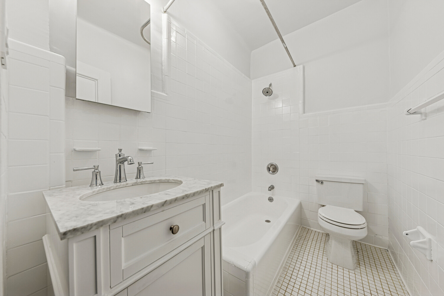 #10 photo, 2109 BROADWAY, Upper West Side , NY 10023