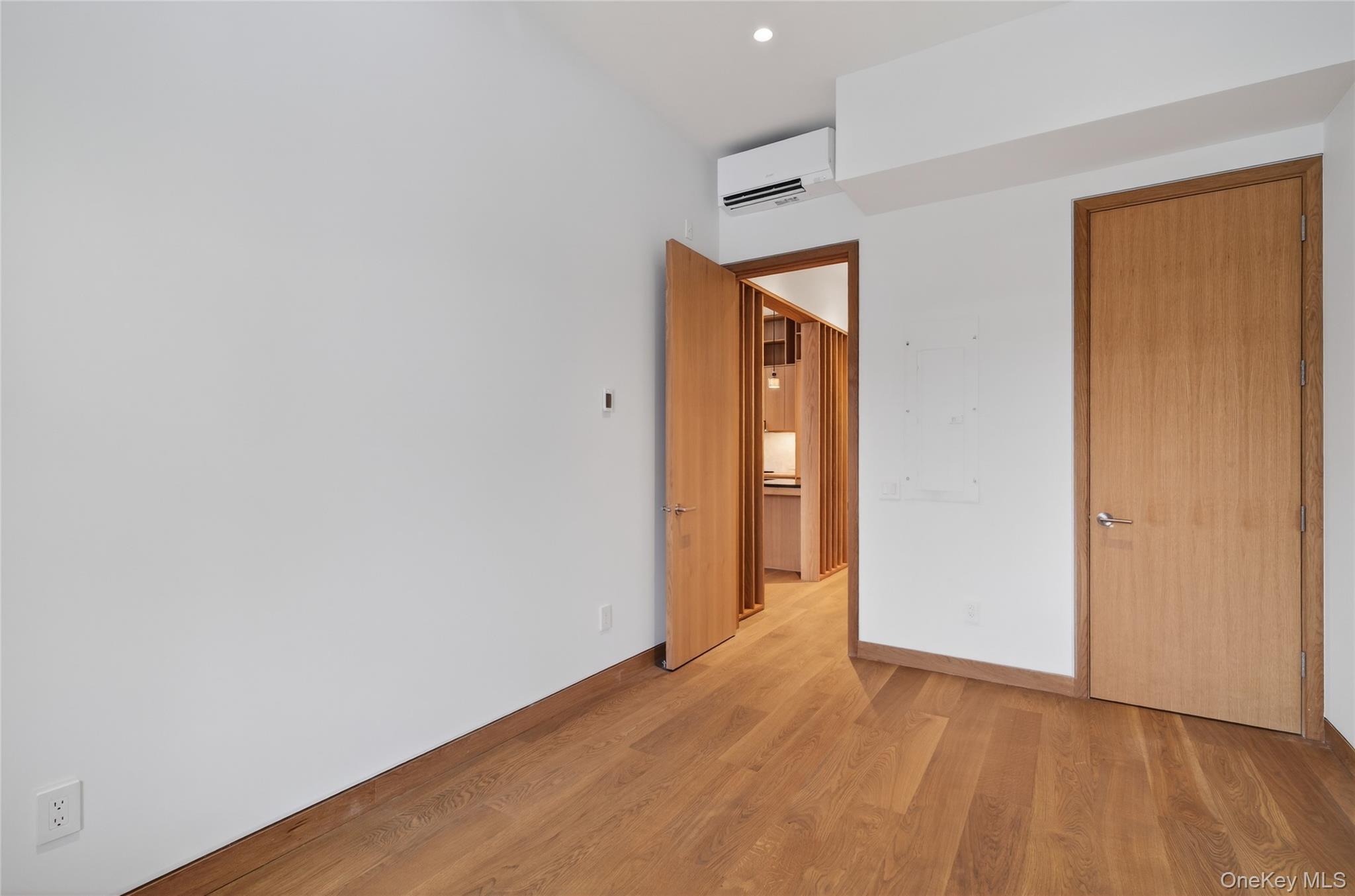 #11 photo, 316 Wall Street, Kingston , NY 12401