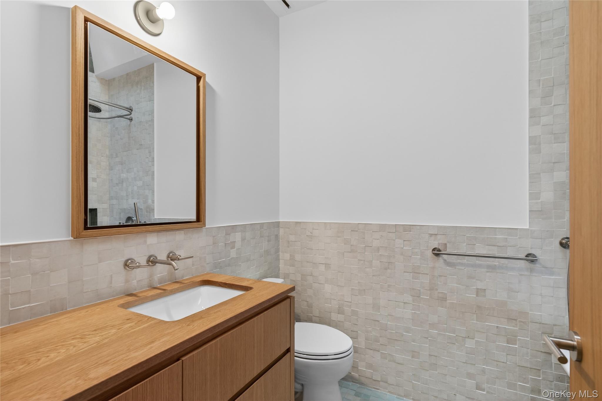 #14 photo, 316 Wall Street, Kingston , NY 12401