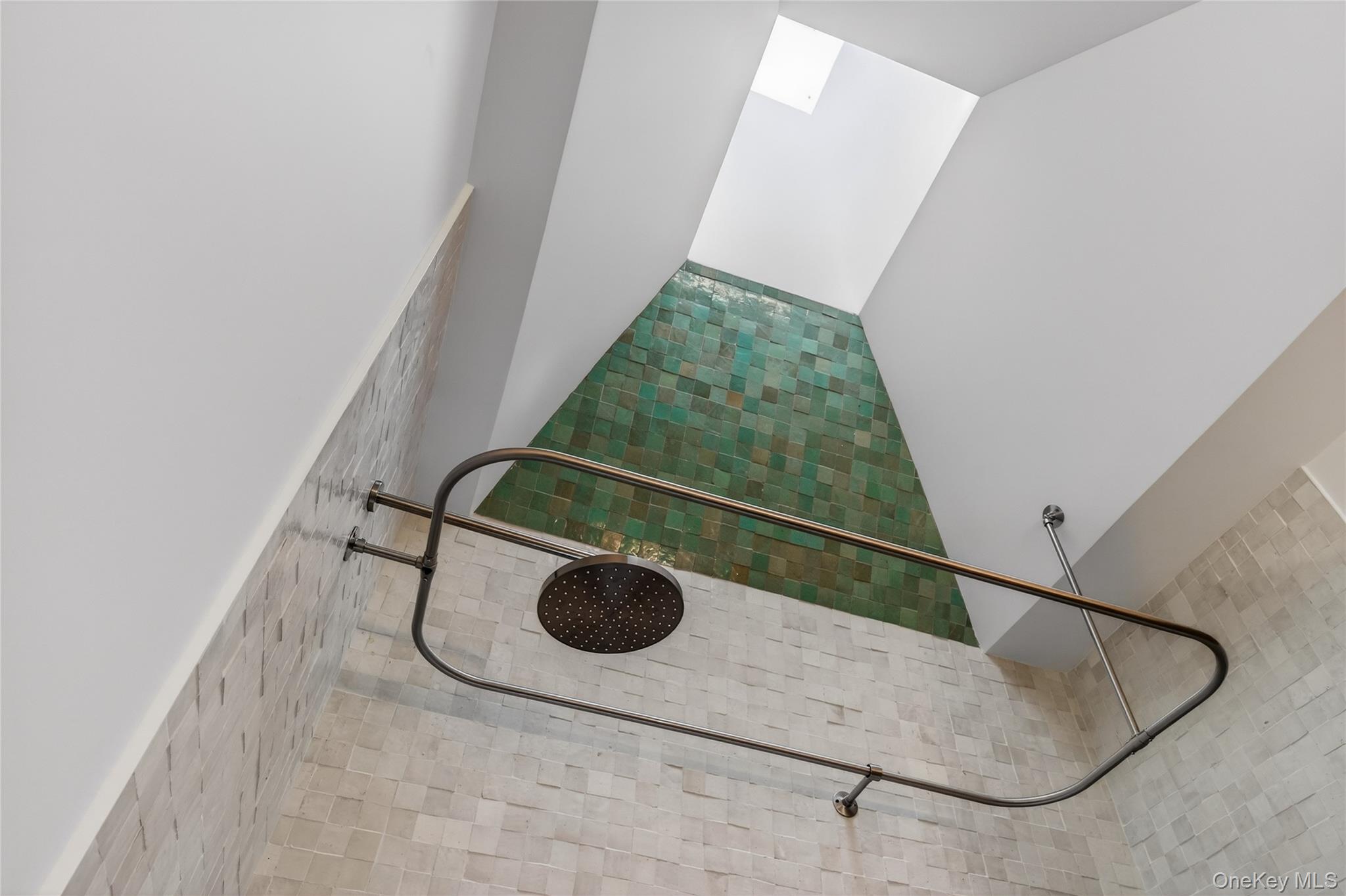 #17 photo, 316 Wall Street, Kingston , NY 12401