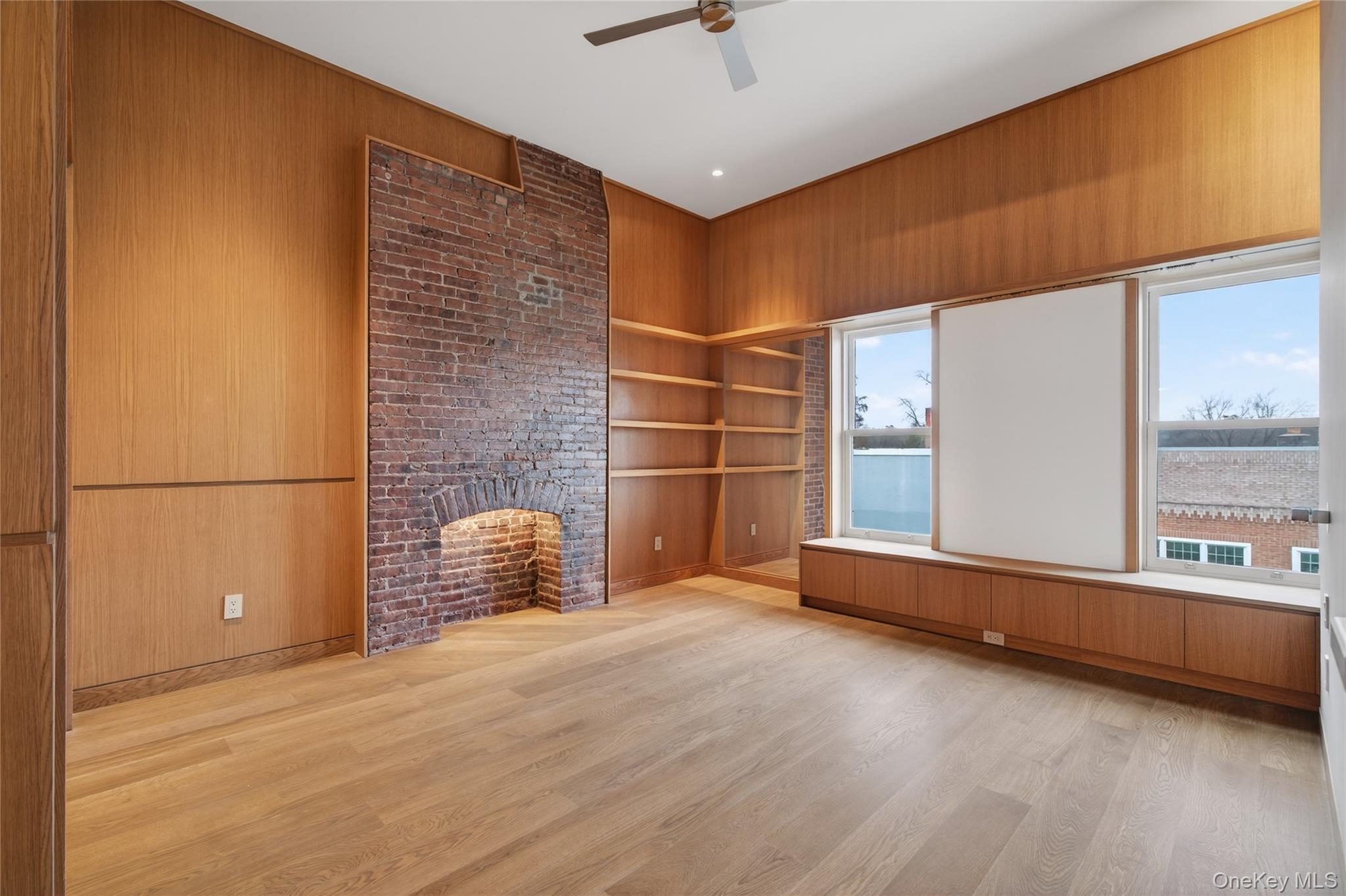 #20 photo, 316 Wall Street, Kingston , NY 12401