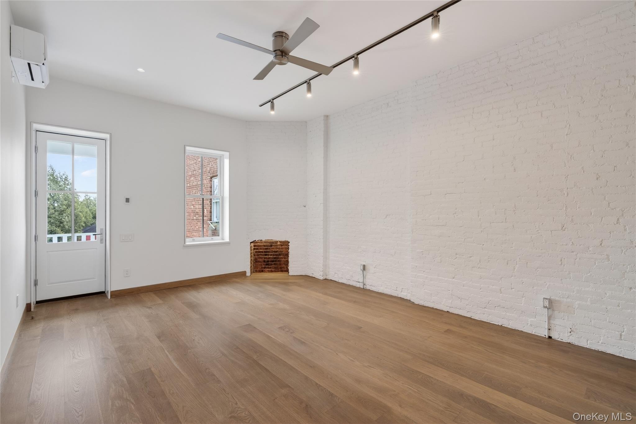 #7 photo, 316 Wall Street, Kingston , NY 12401