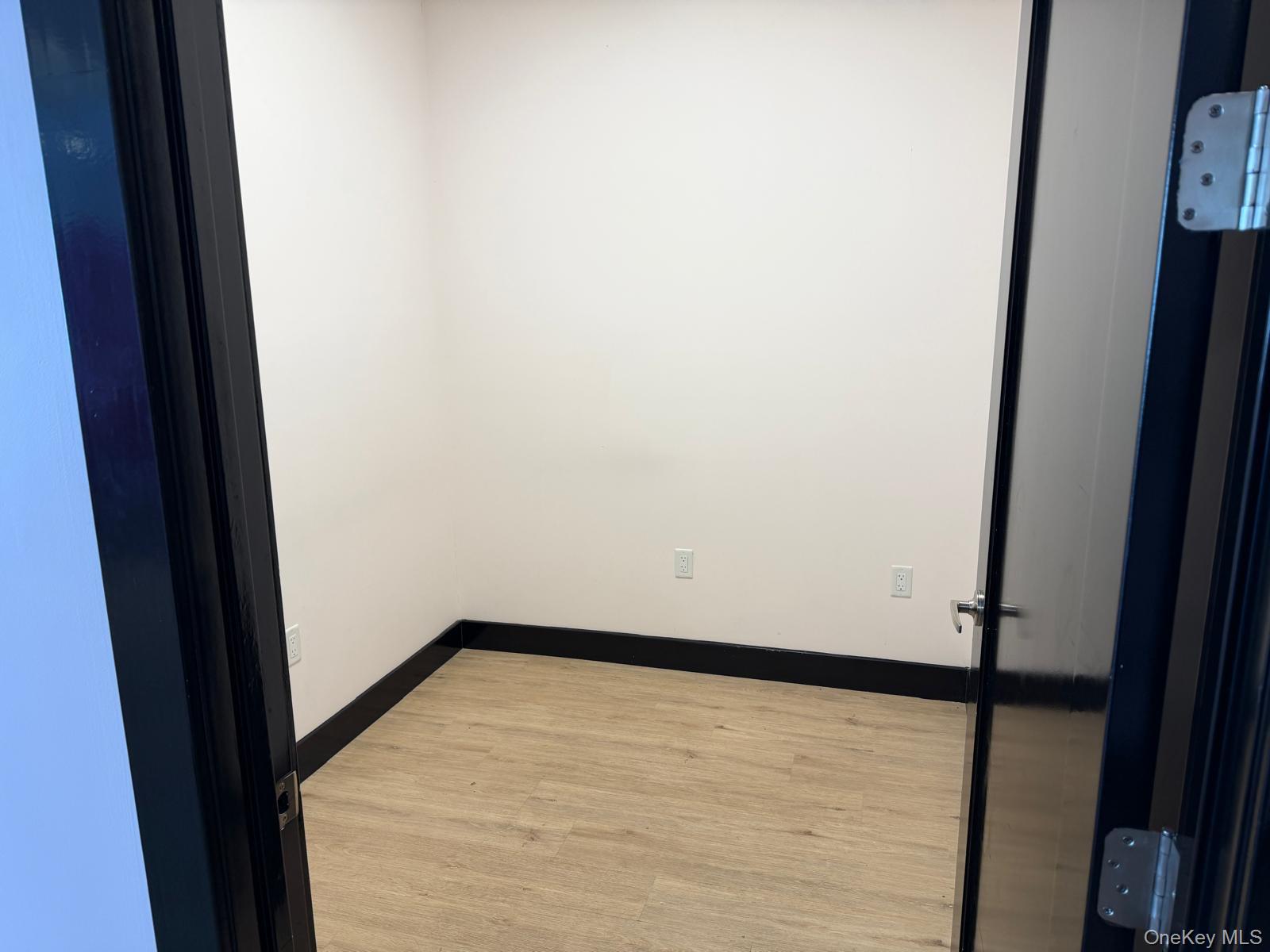 #8 photo, 419 Route 59, Monsey , NY 10952