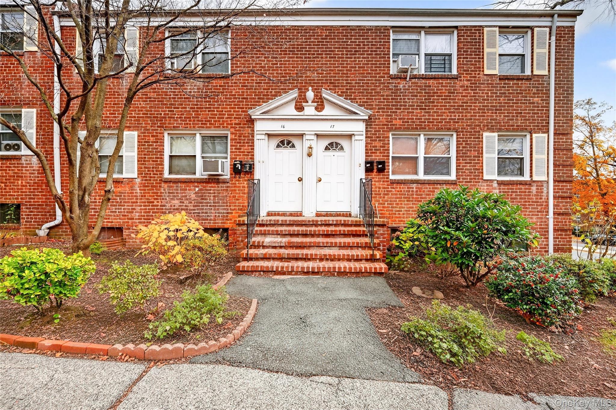 #1 photo, 717 Tuckahoe Road, Yonkers , NY 10710